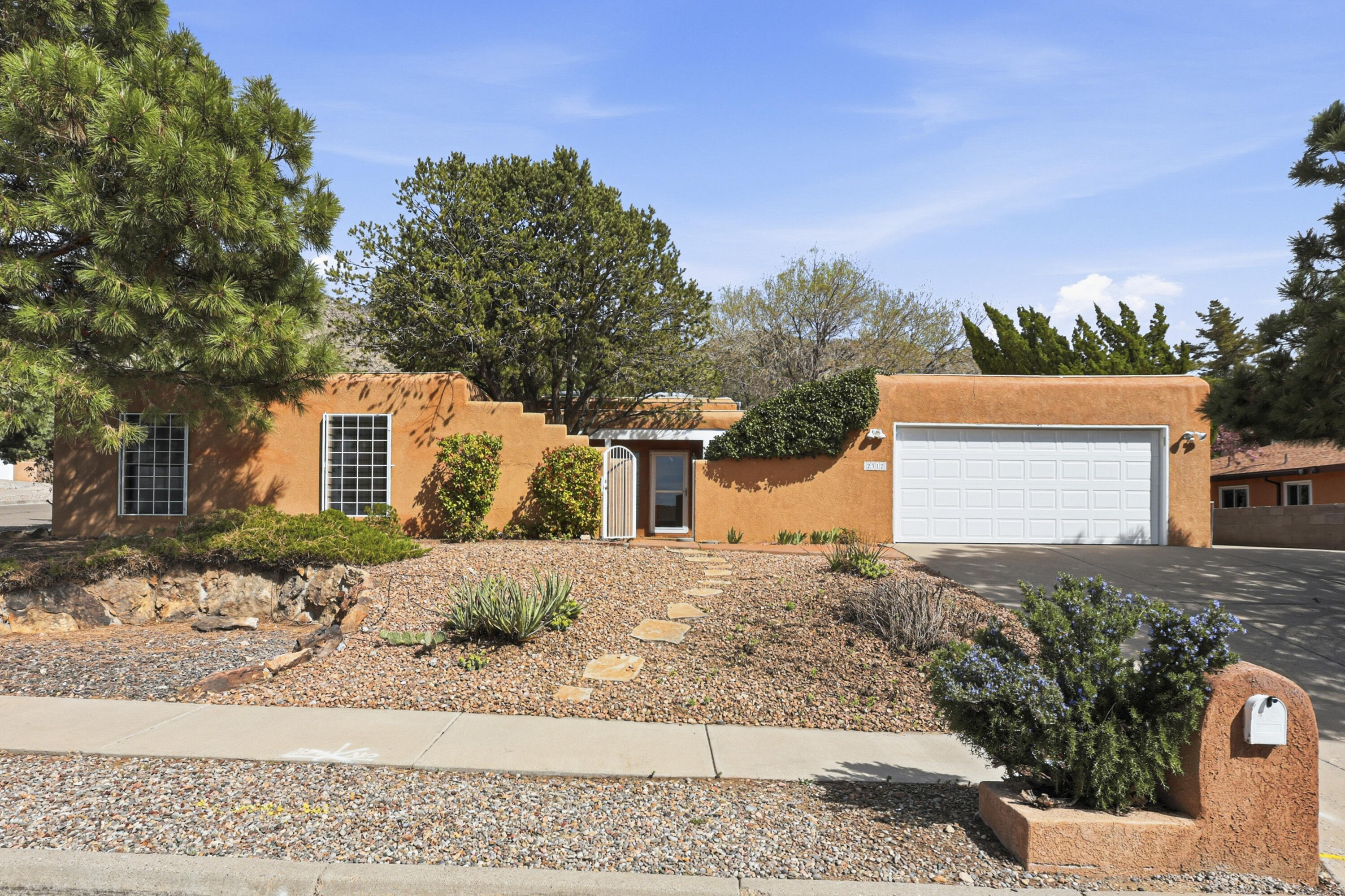 2312 Punta De Vista Drive NE