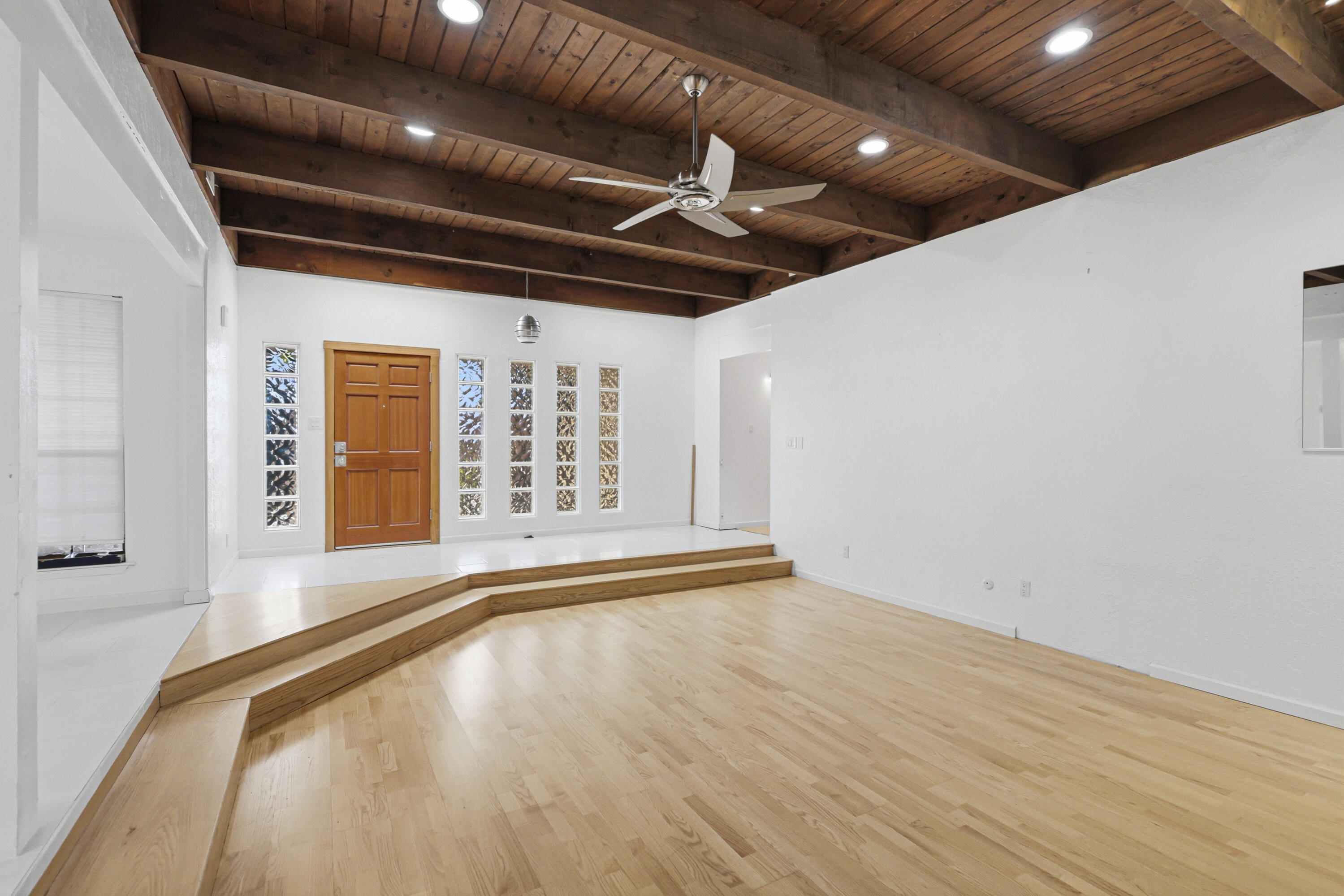 2312 Punta De Vista Drive NE