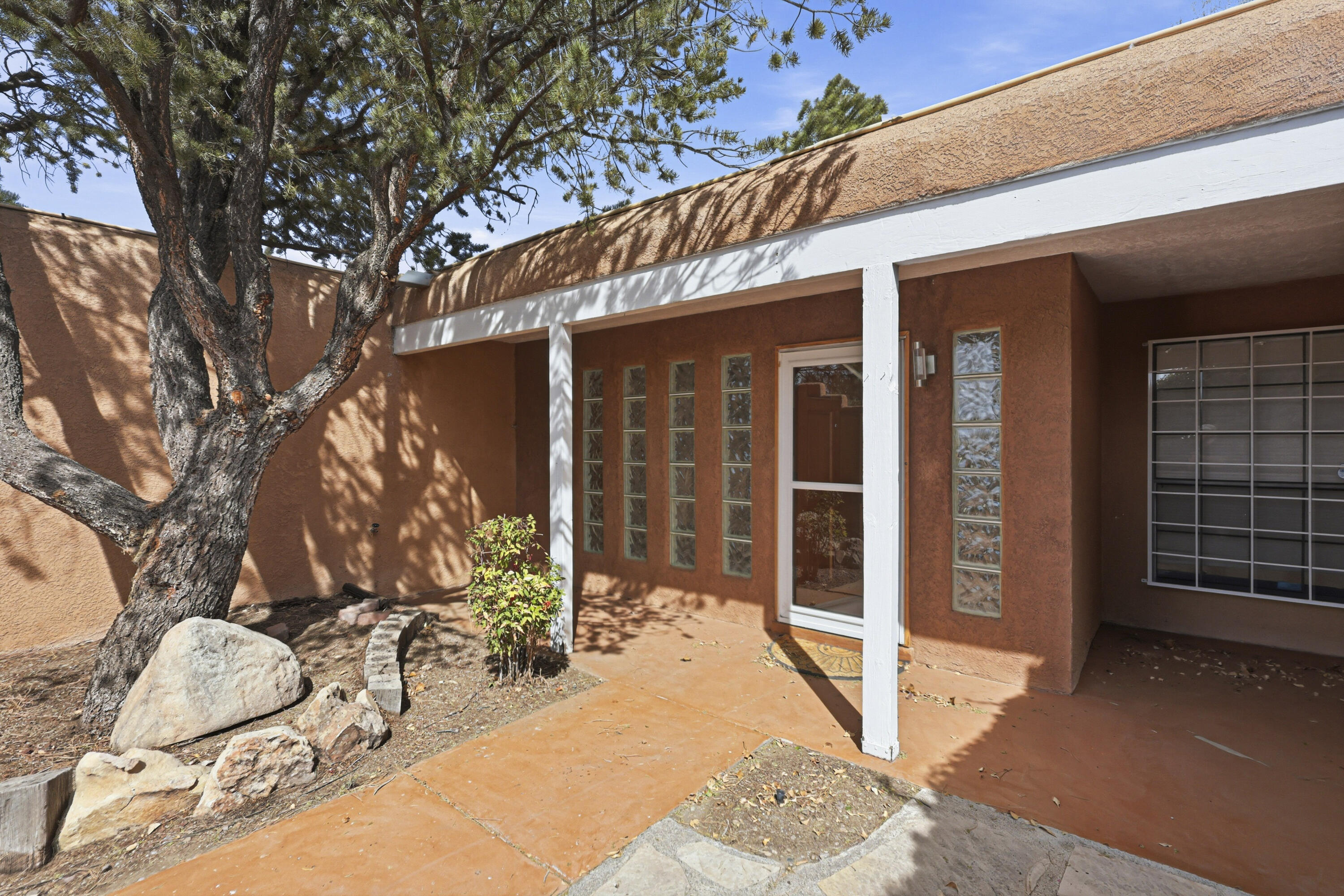2312 Punta De Vista Drive NE