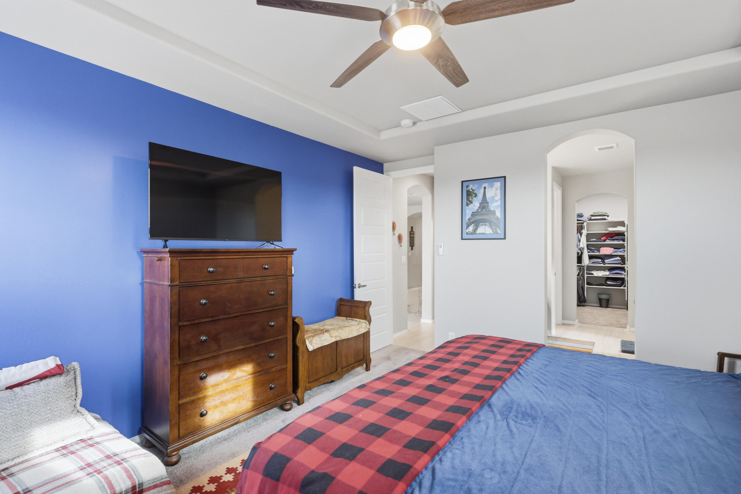 4245 Crowned Eagle Loop NE