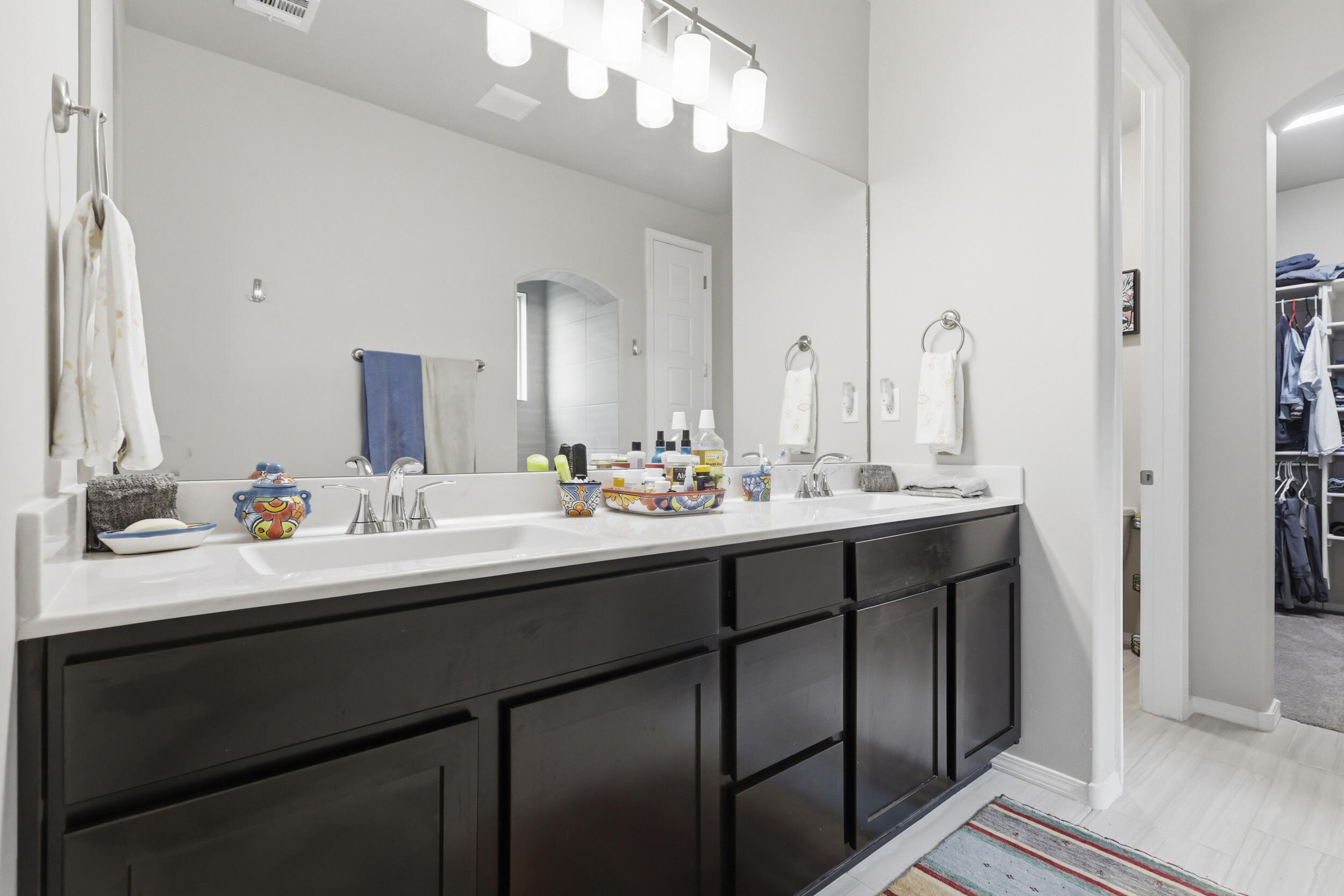 4245 Crowned Eagle Loop NE