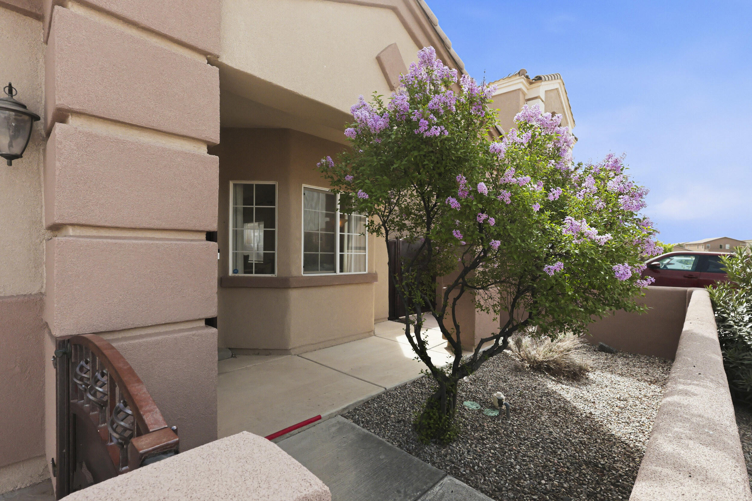 8928 Oso Corridor Place NW