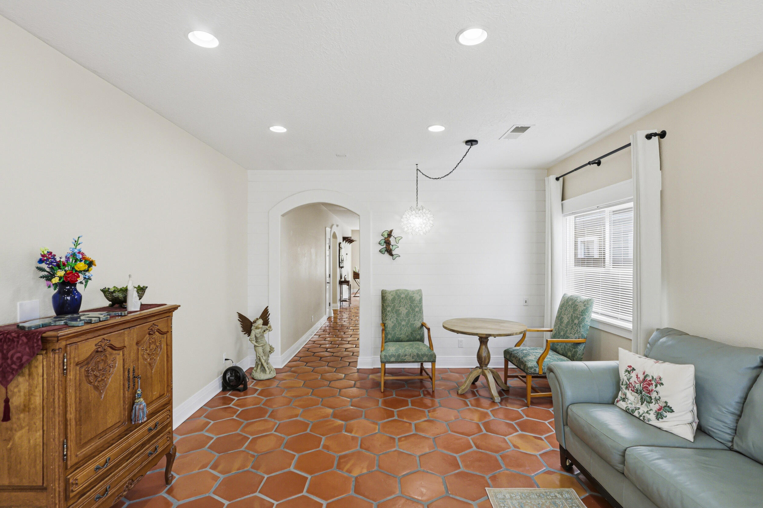 8928 Oso Corridor Place NW