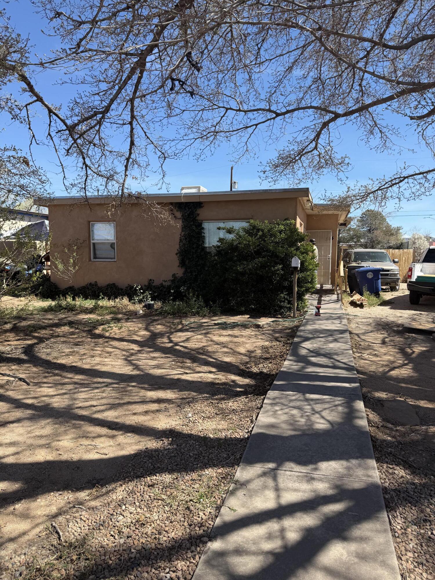 844 Madeira Drive SE