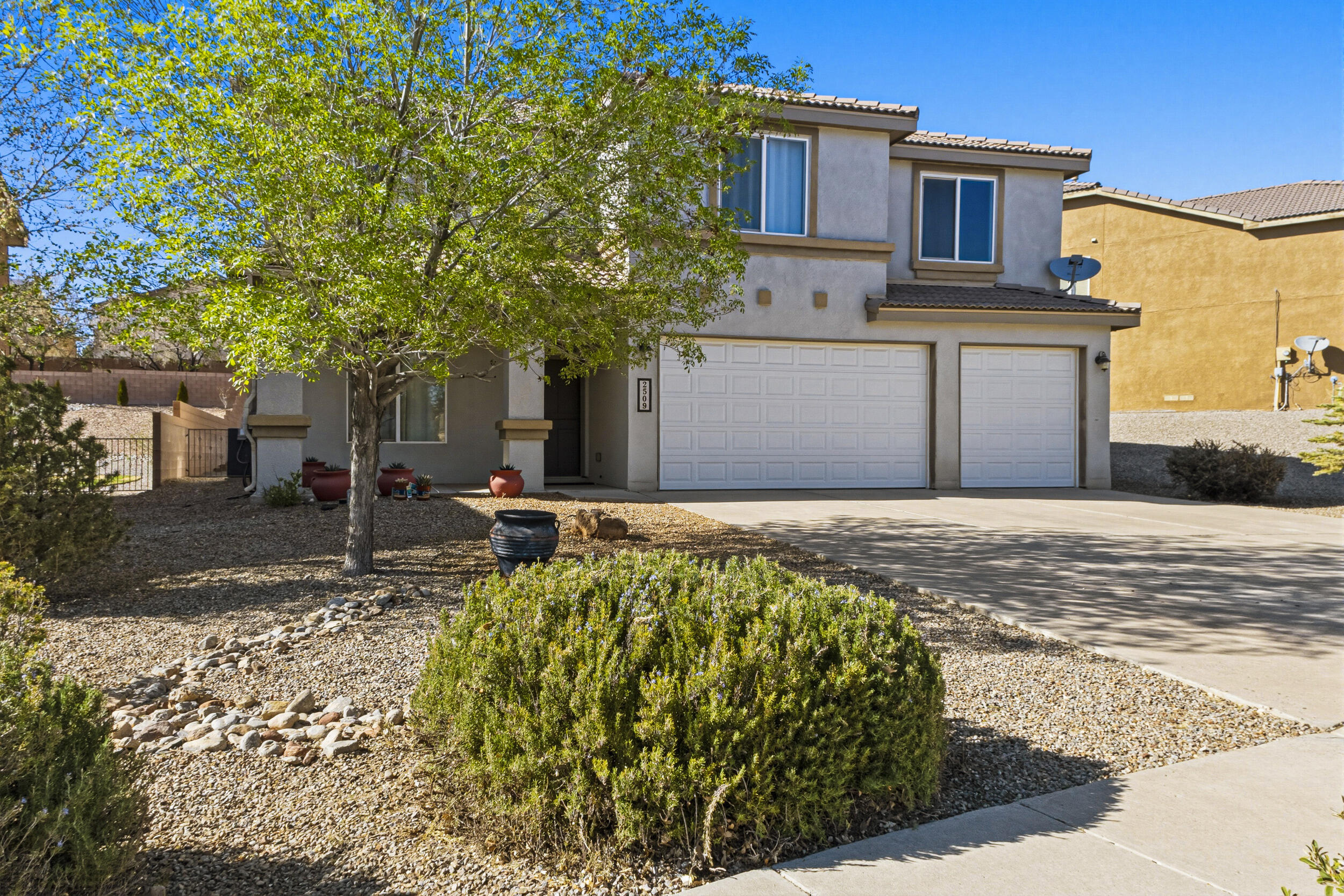 2509 Camino Seville SE