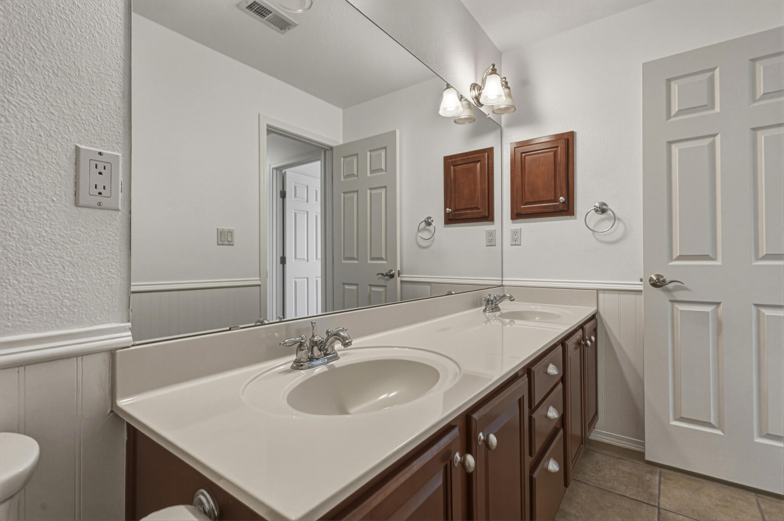 2509 Camino Seville SE