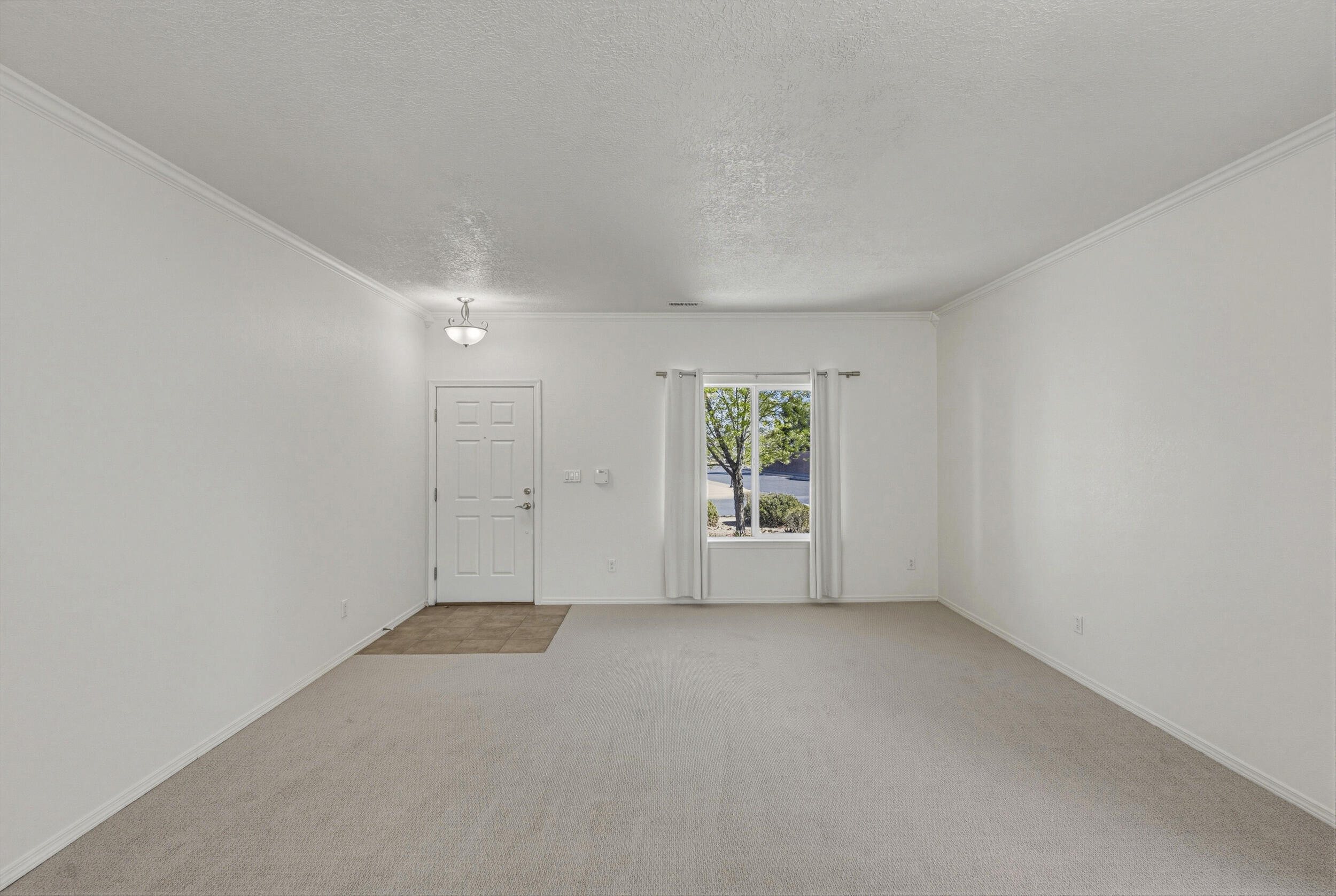 2509 Camino Seville SE