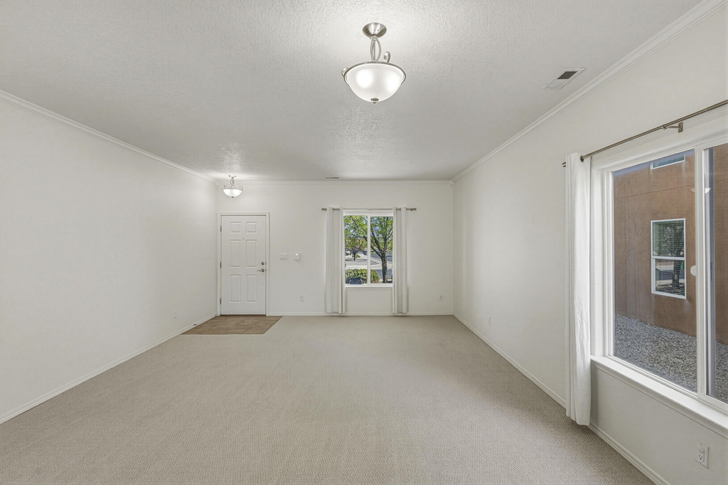 2509 Camino Seville SE