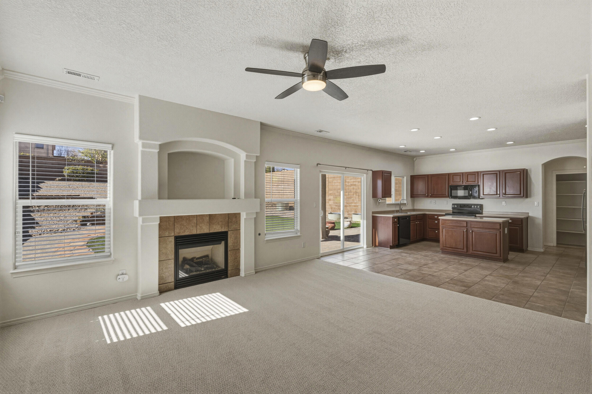 2509 Camino Seville SE