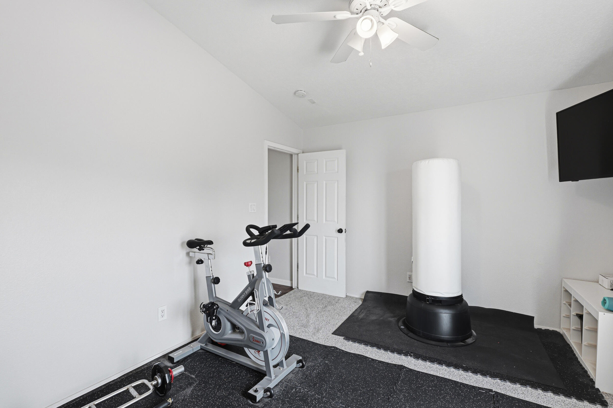 2557 Sandia Loop NE