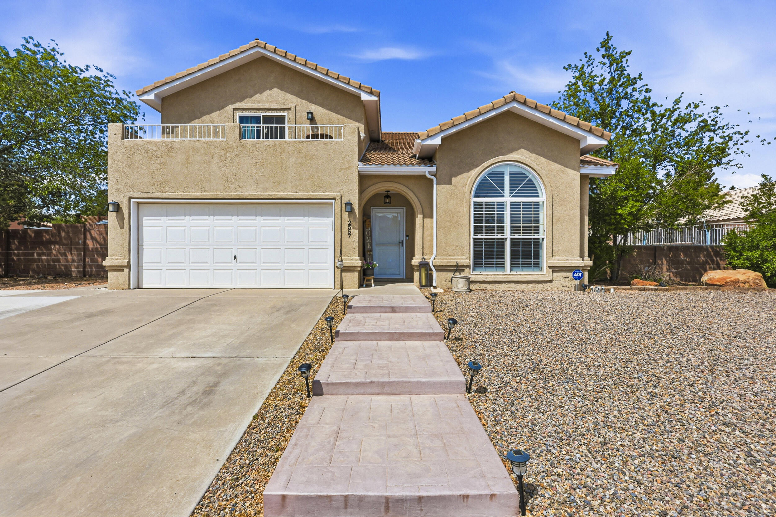 2557 Sandia Loop NE