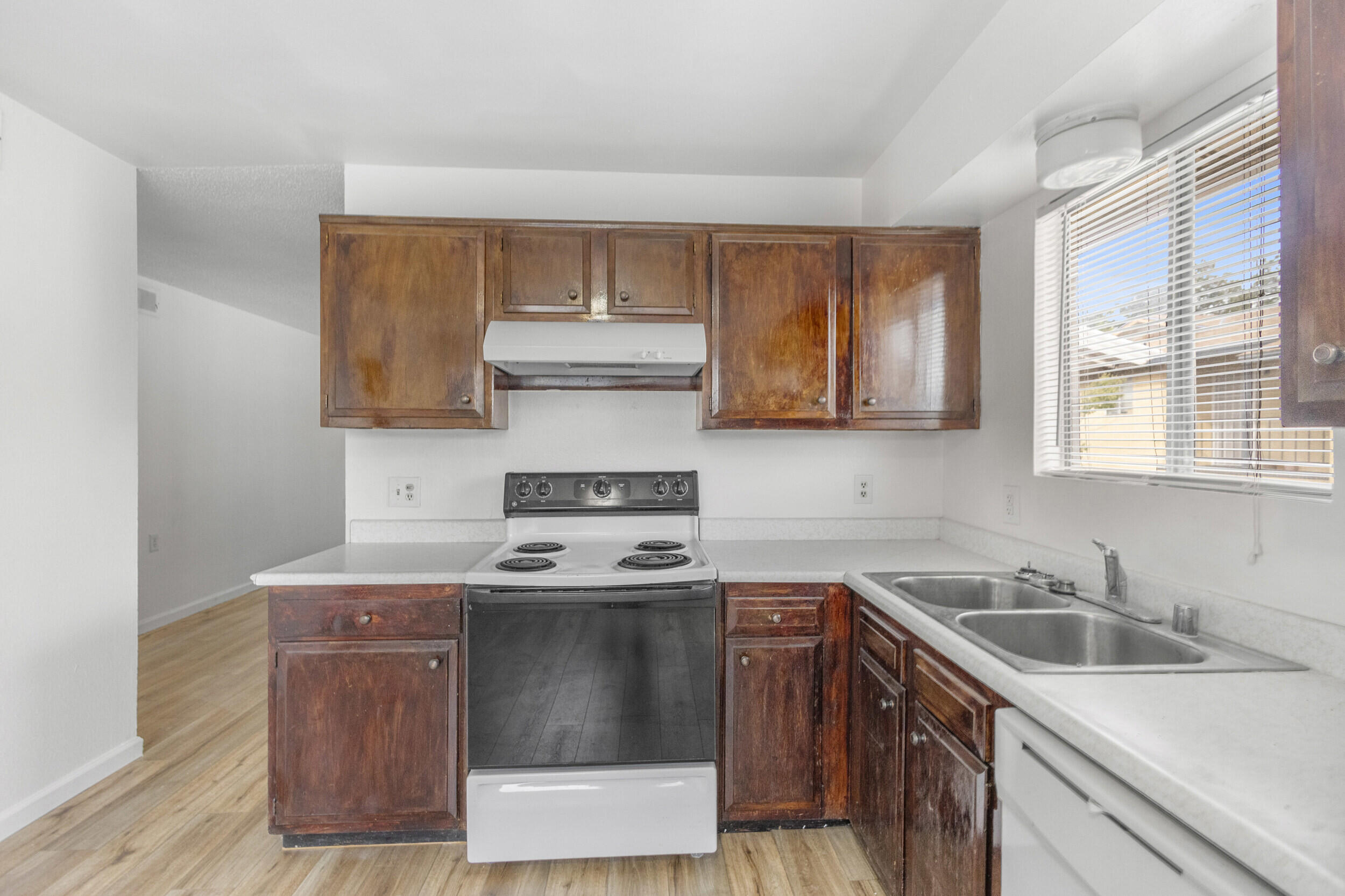 12908 Constitution Avenue NE 4