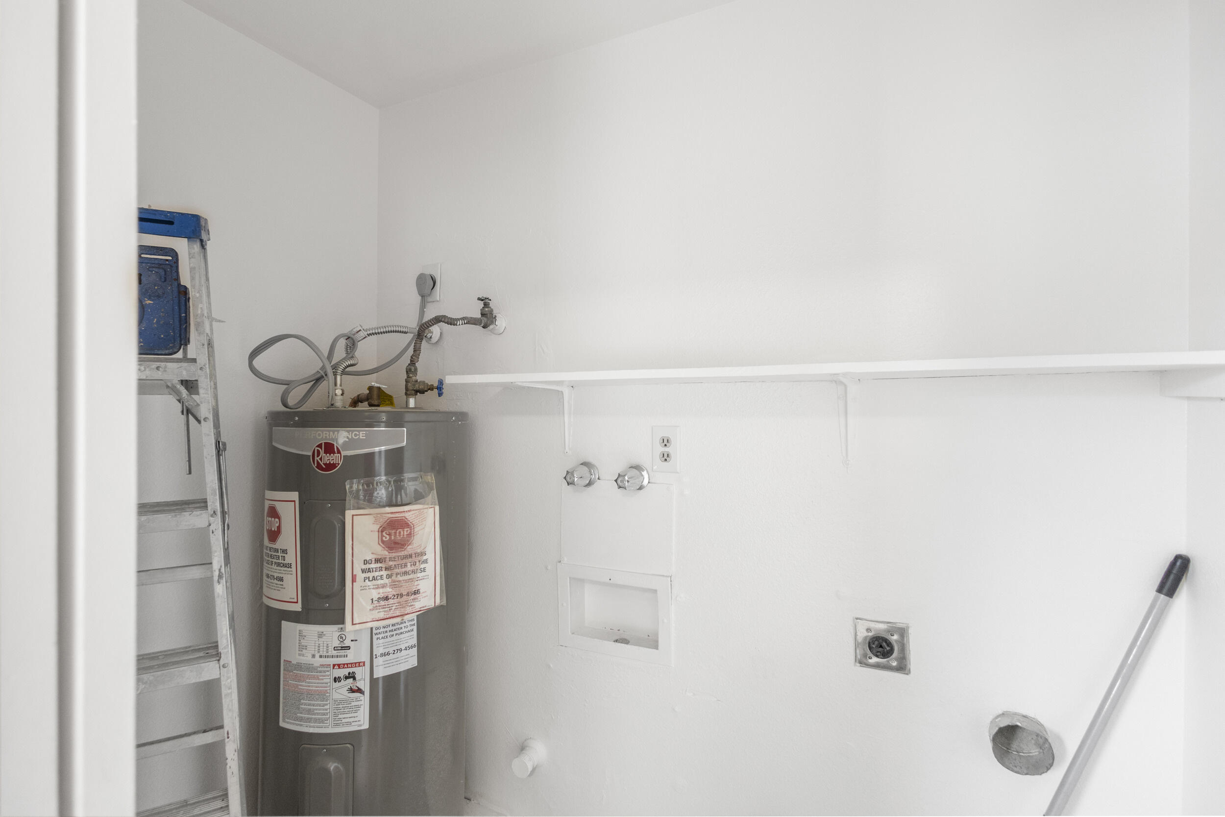 12908 Constitution Avenue NE 4