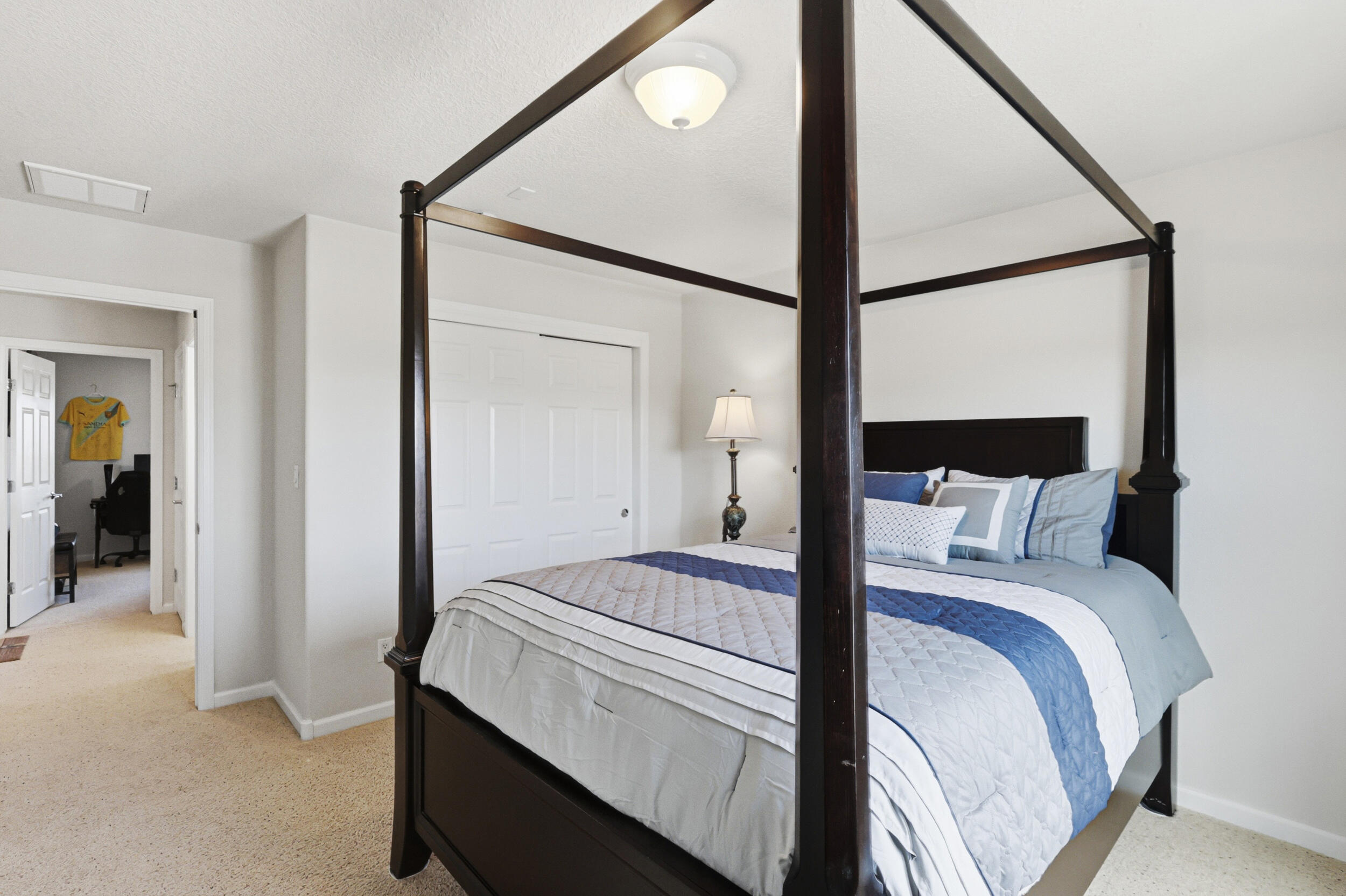 7120 Fairbanks Drive NE