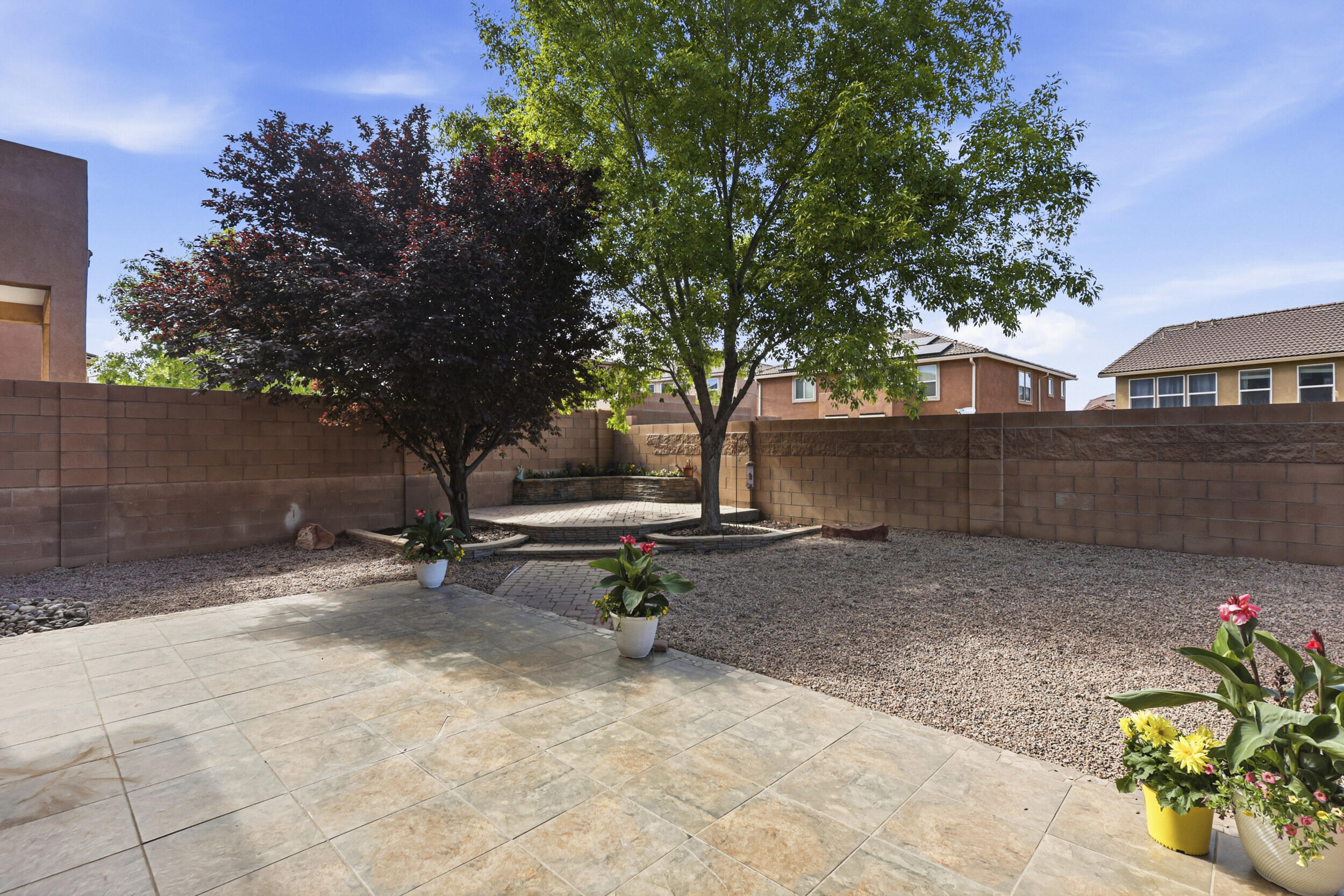 7120 Fairbanks Drive NE