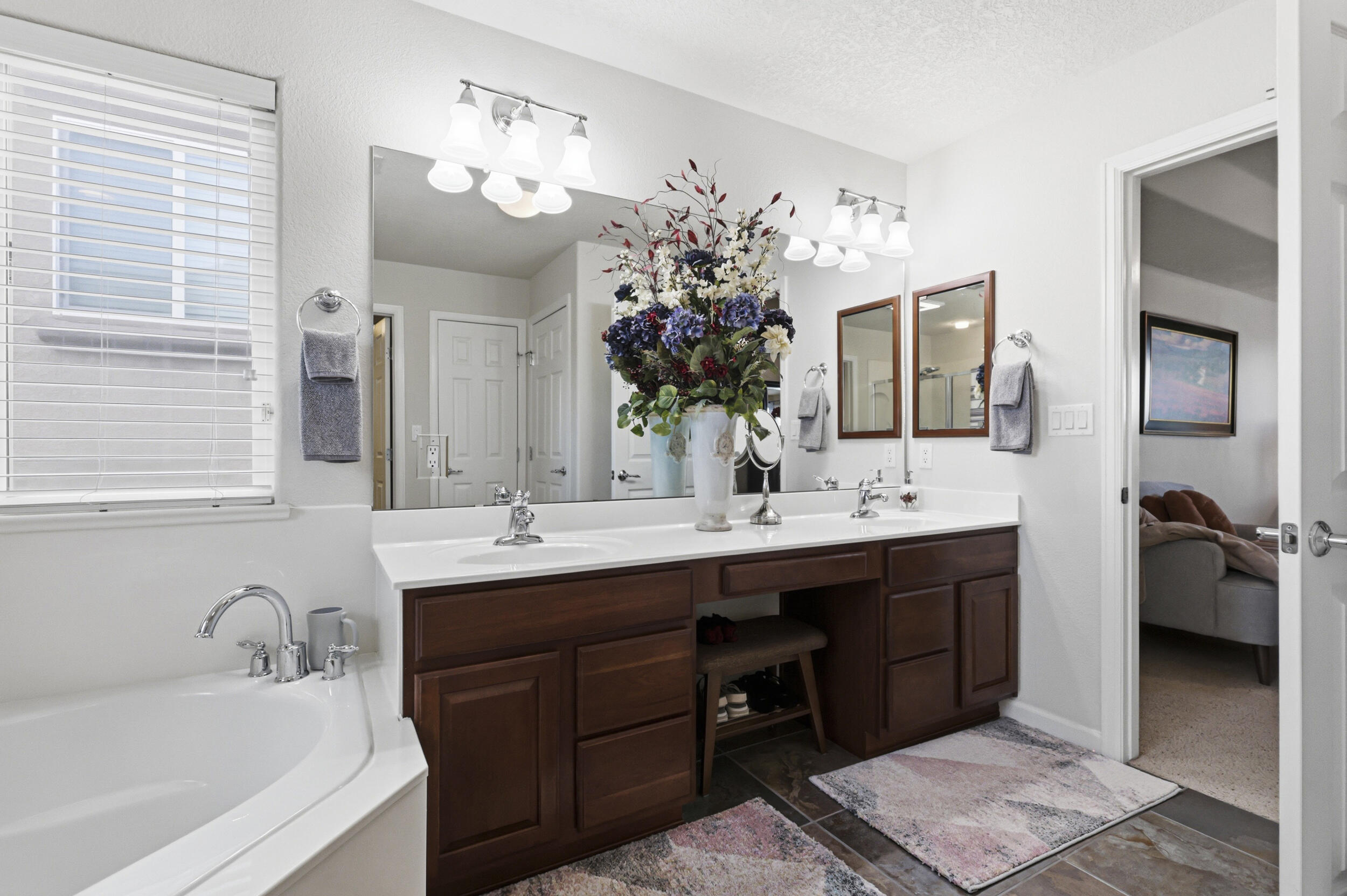 7120 Fairbanks Drive NE