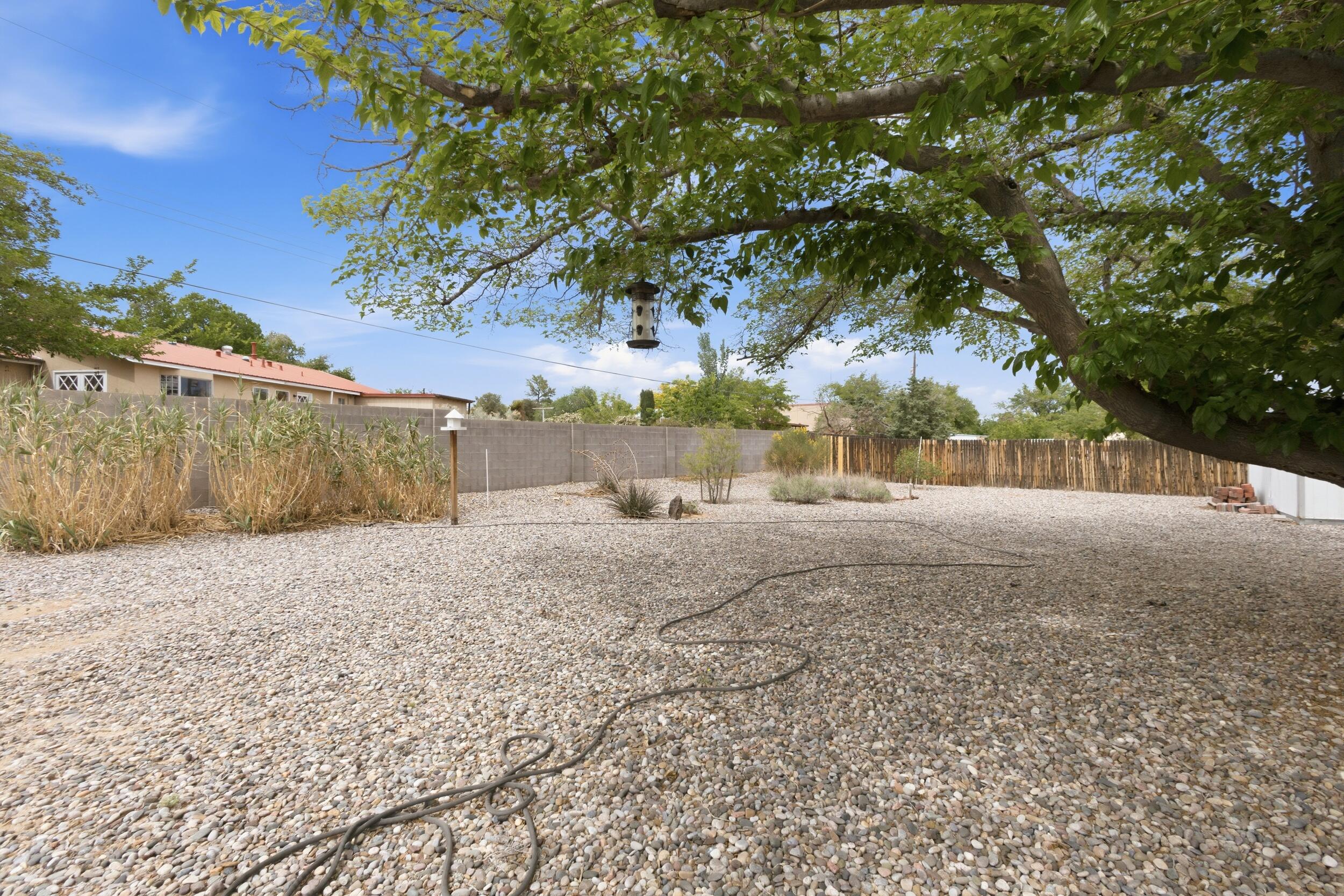 3301 May Circle SE