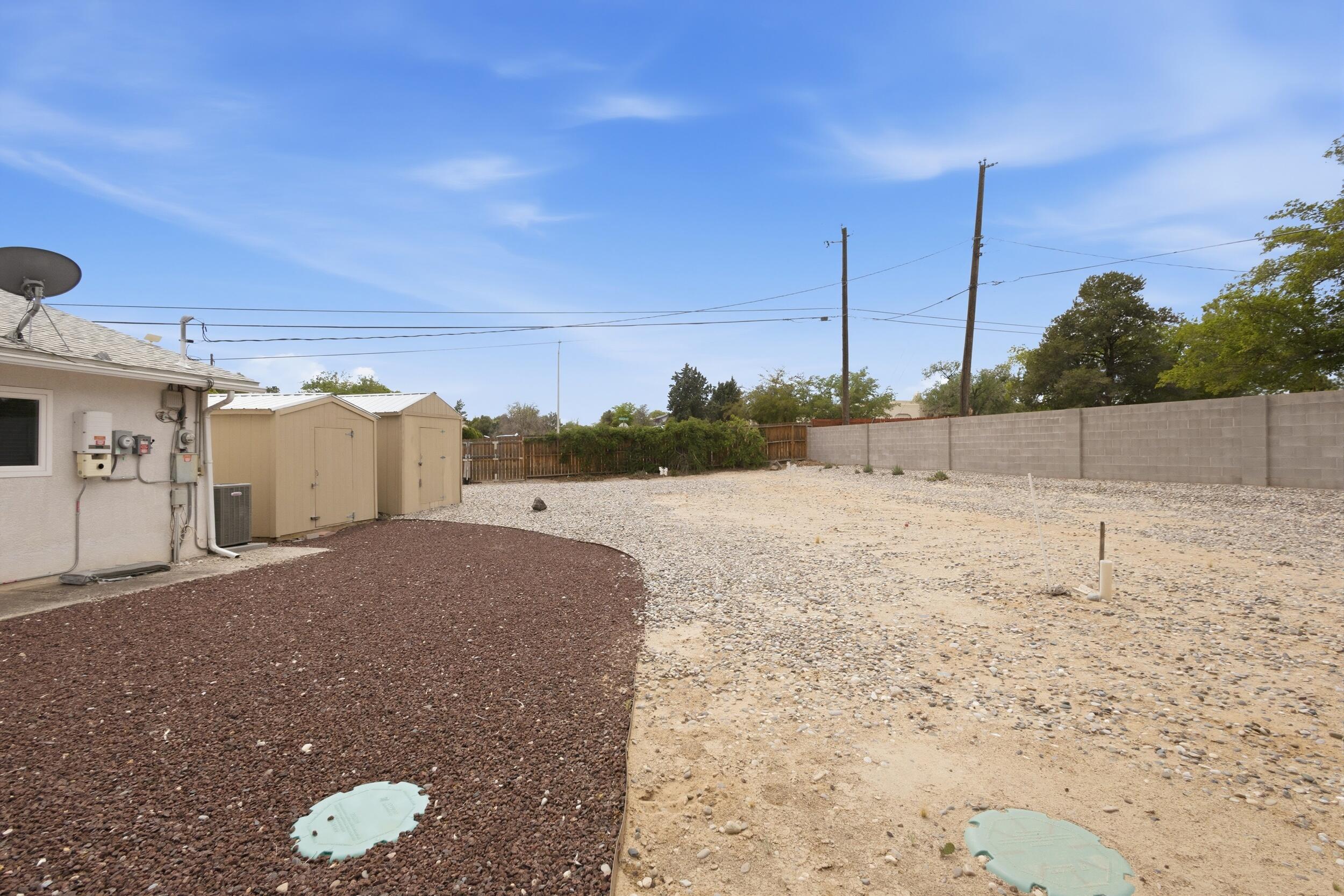 3301 May Circle SE