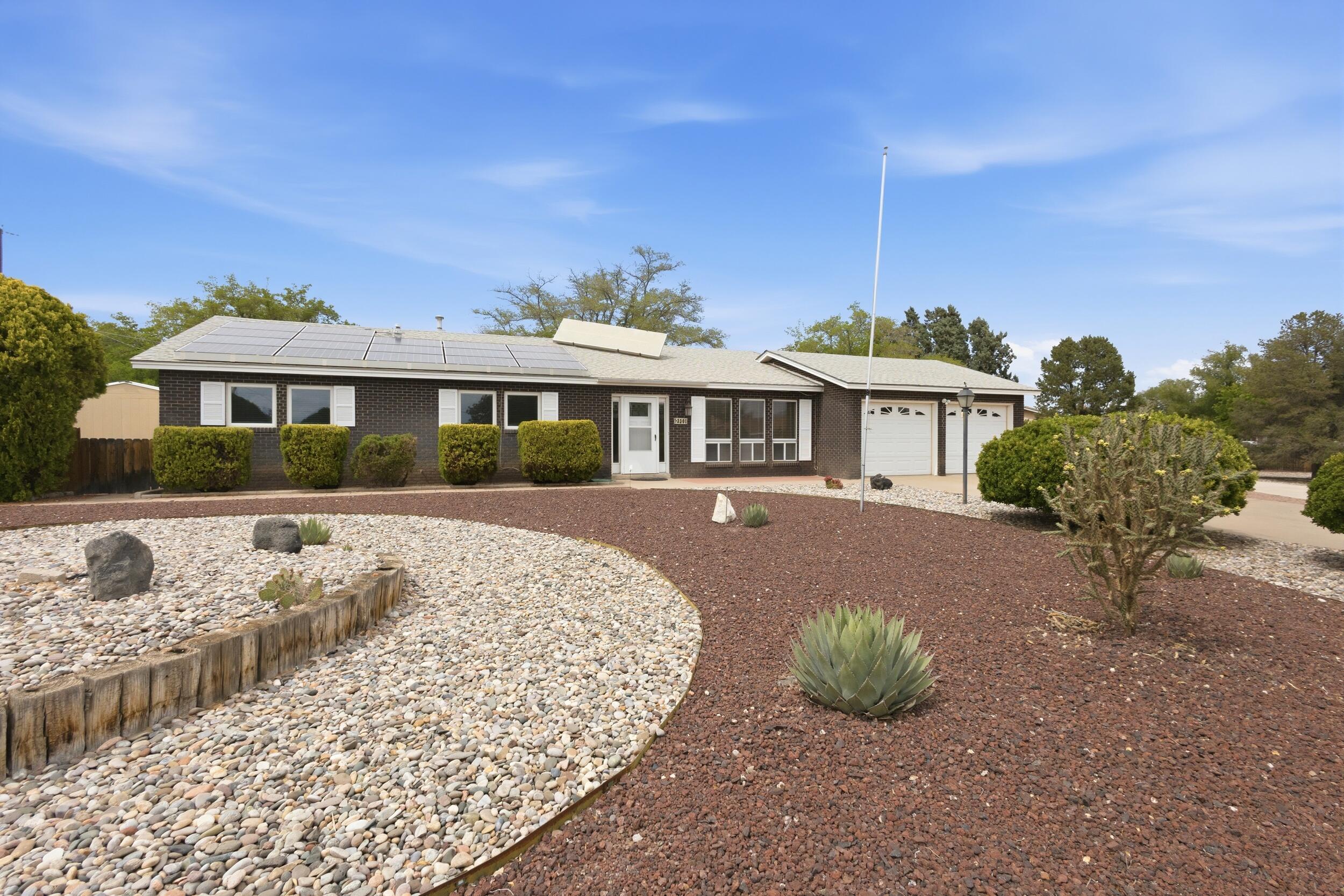 3301 May Circle SE