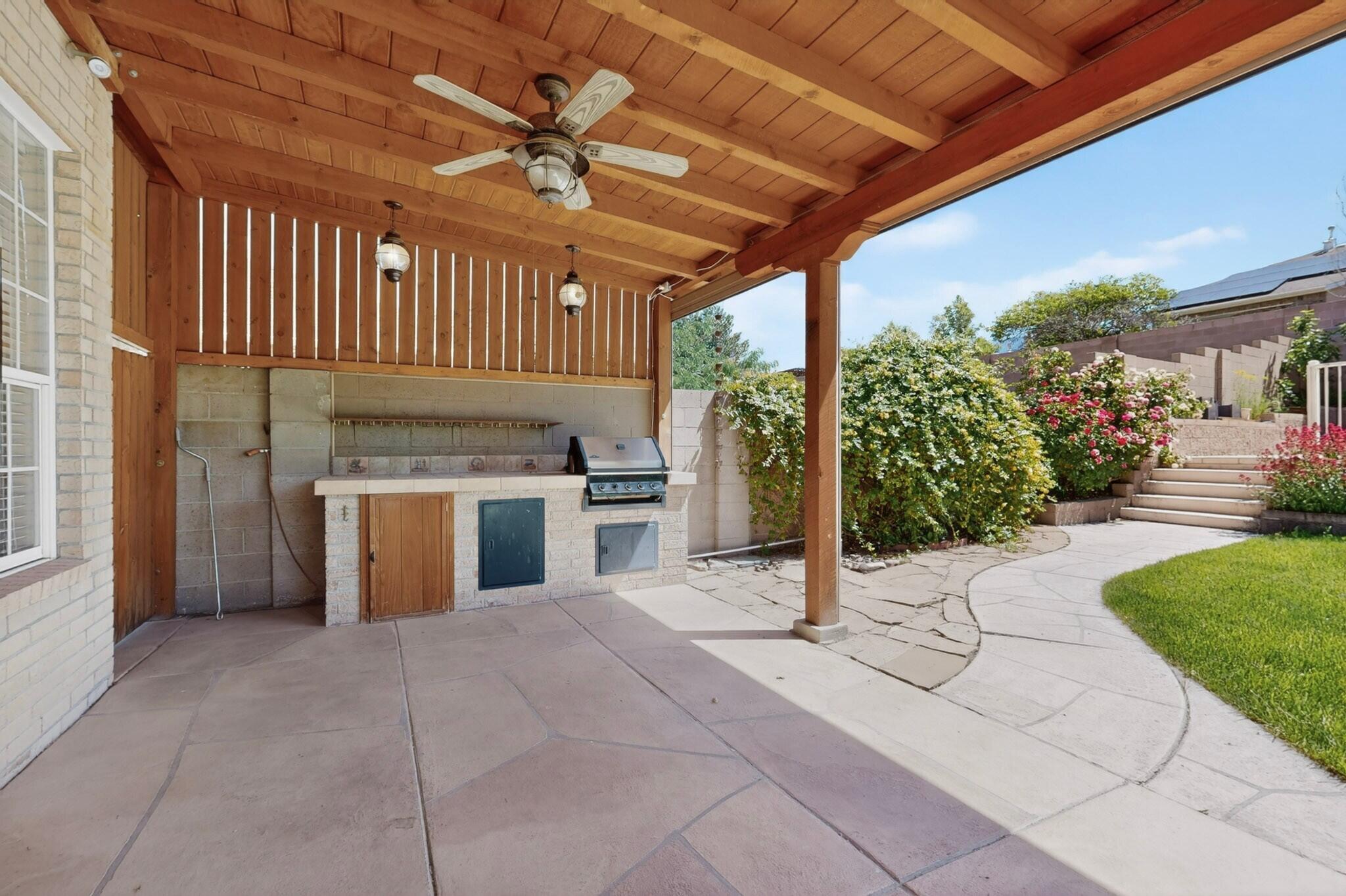 7308 Wadi Musa Drive NE