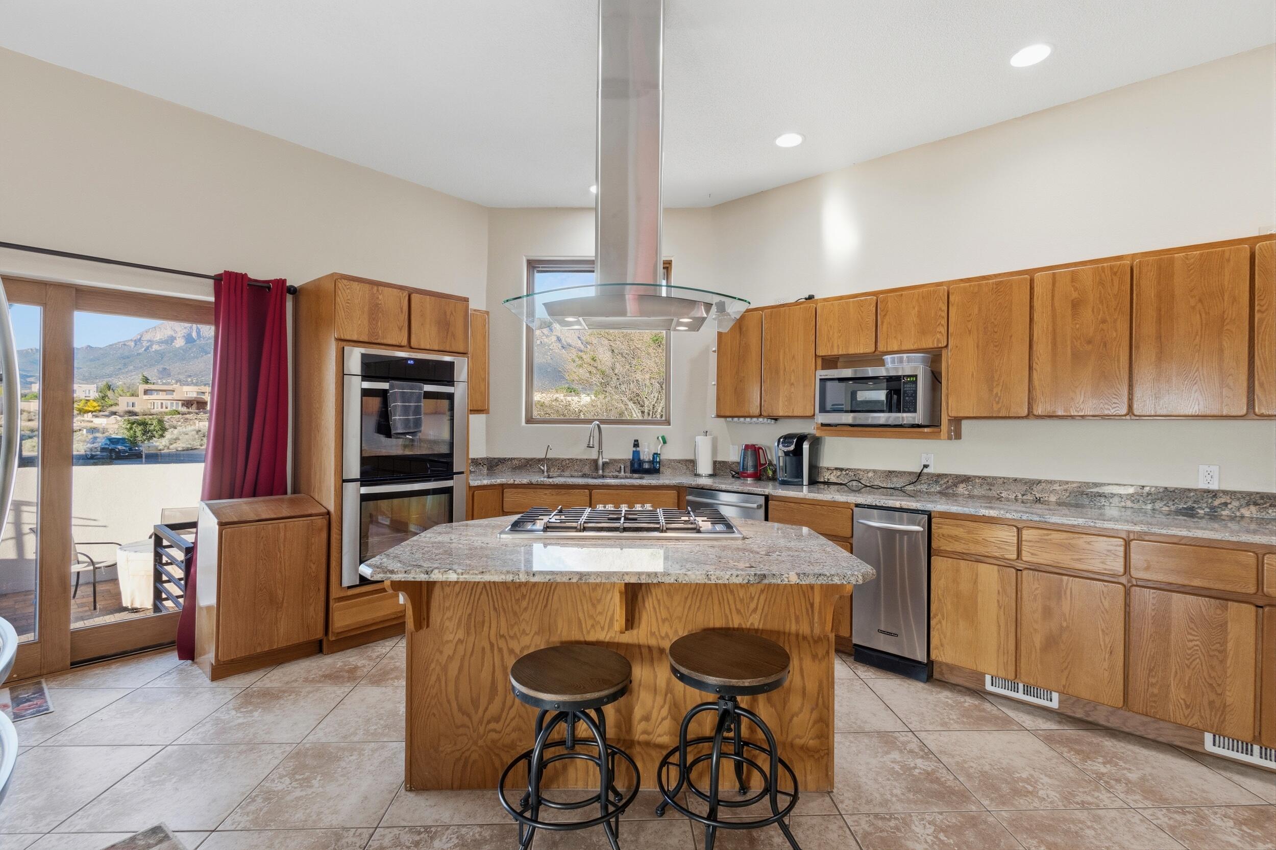 11125 San Francisco Road NE