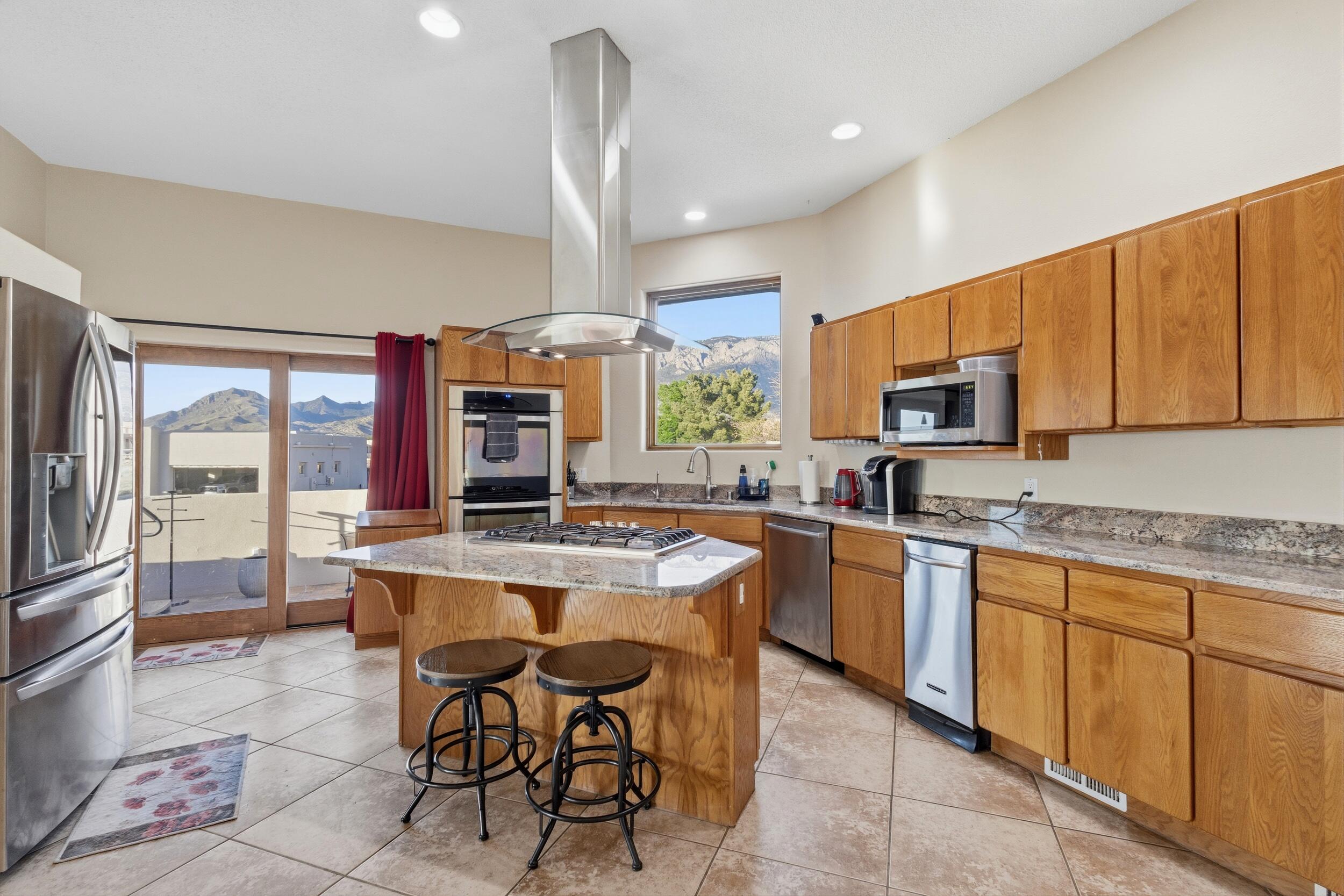 11125 San Francisco Road NE