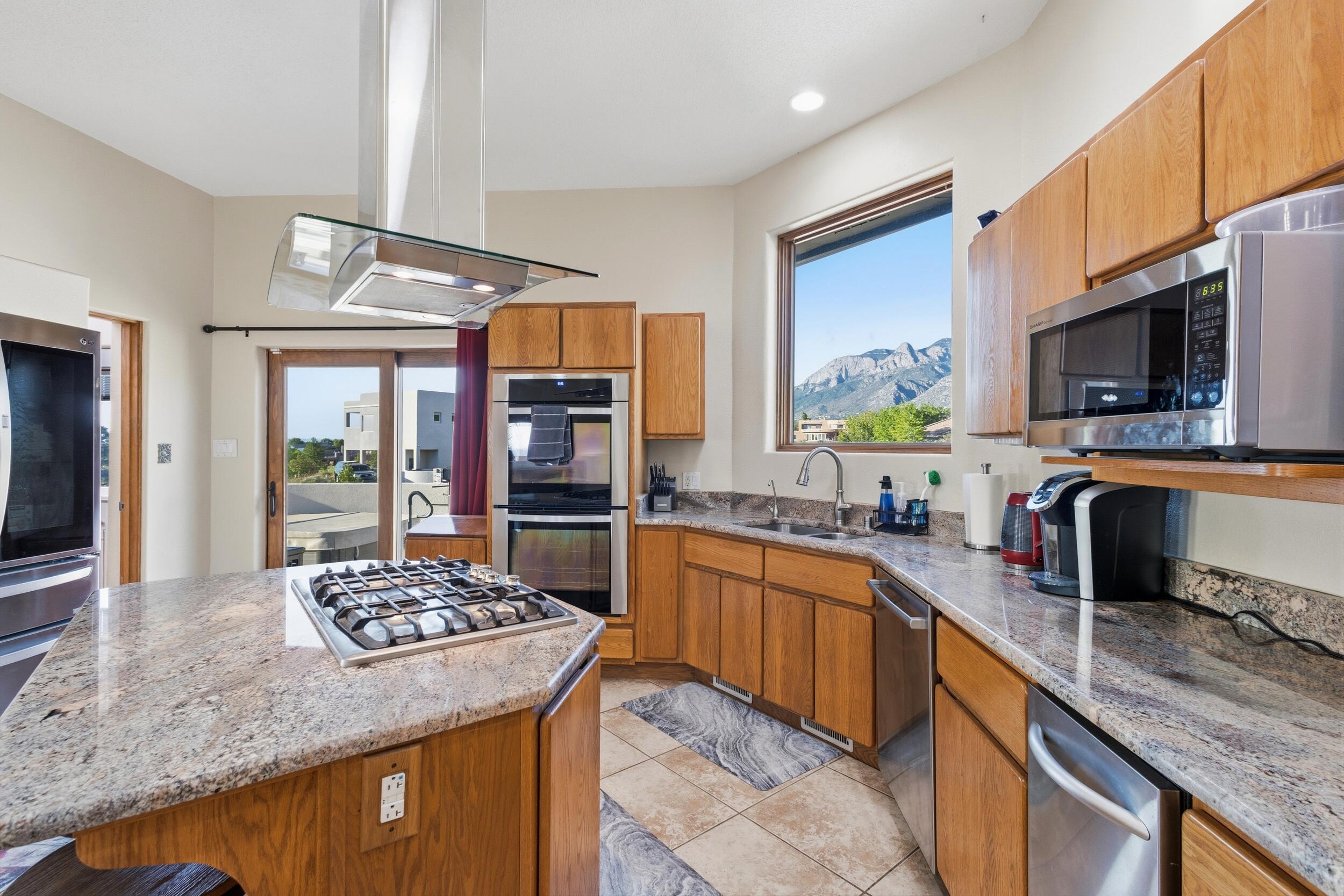 11125 San Francisco Road NE