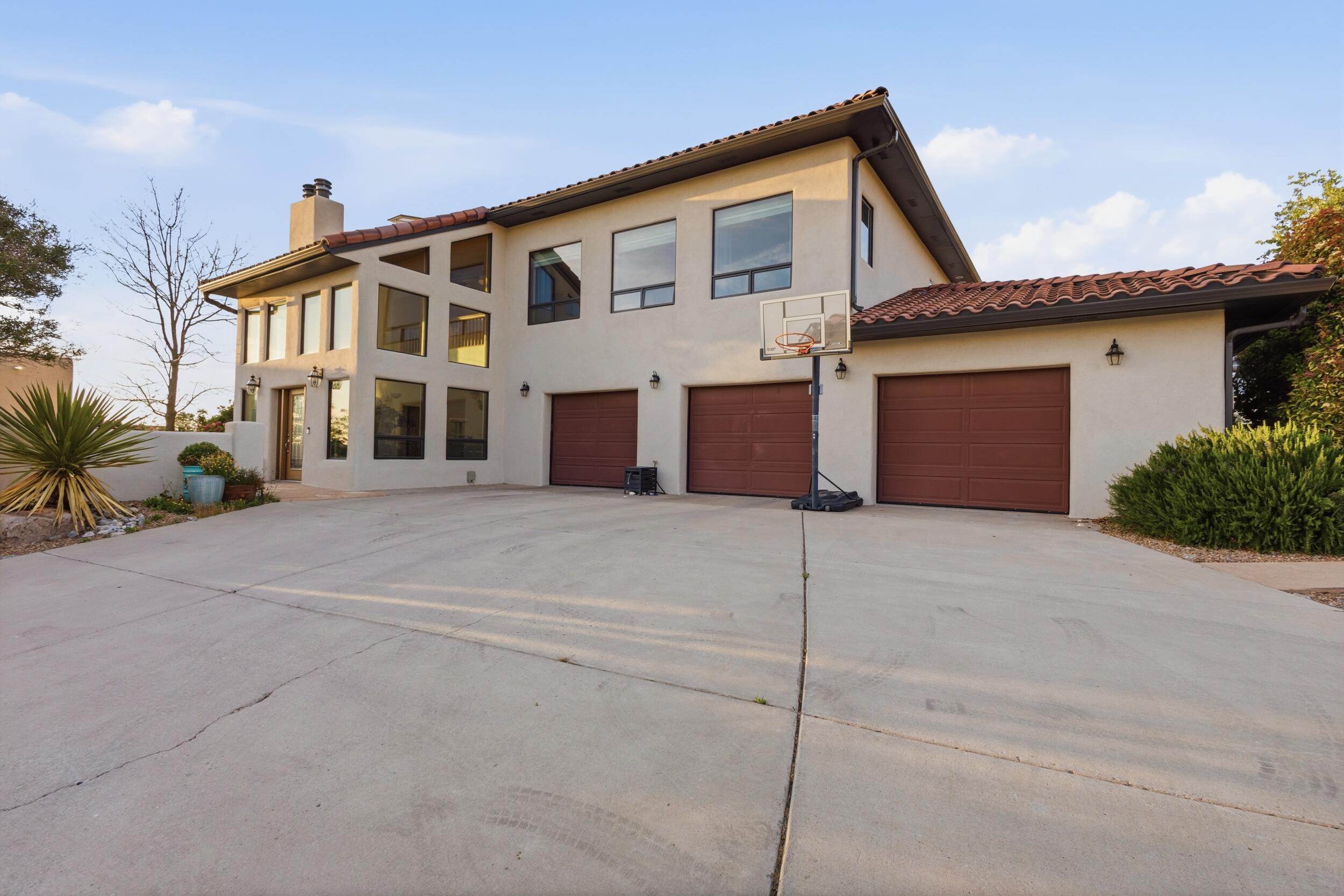 11125 San Francisco Road NE