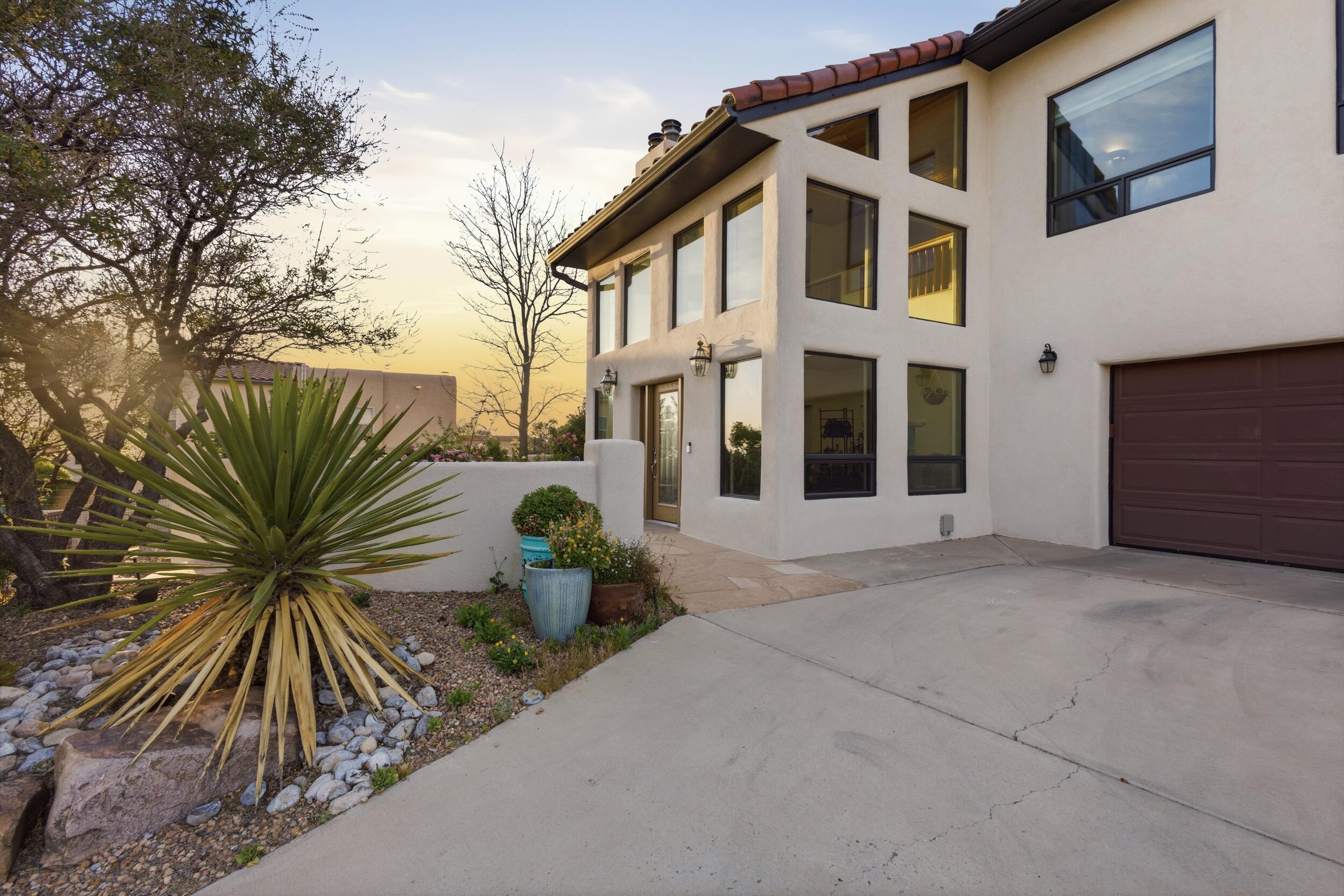 11125 San Francisco Road NE