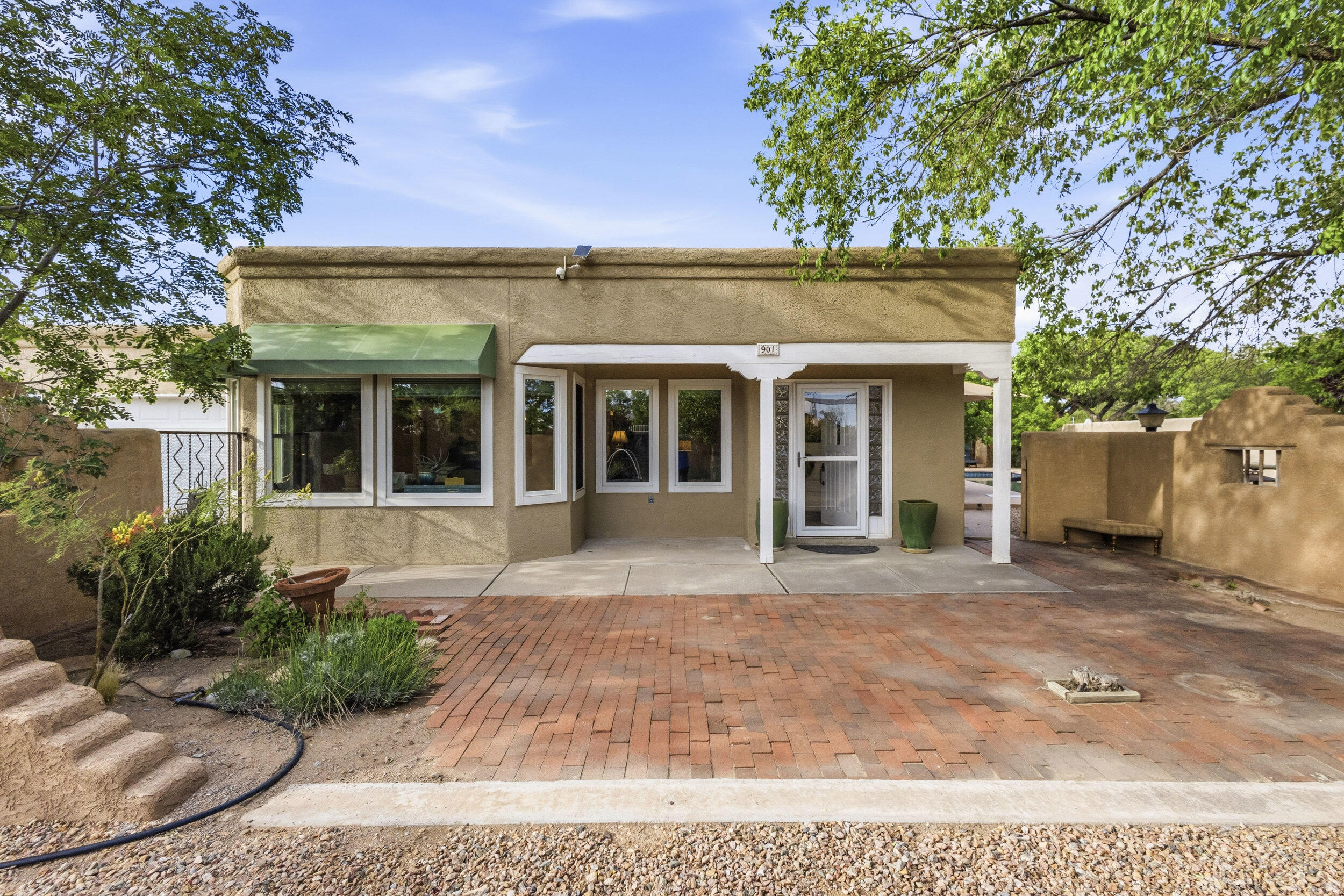 901 Ortega Road NW
