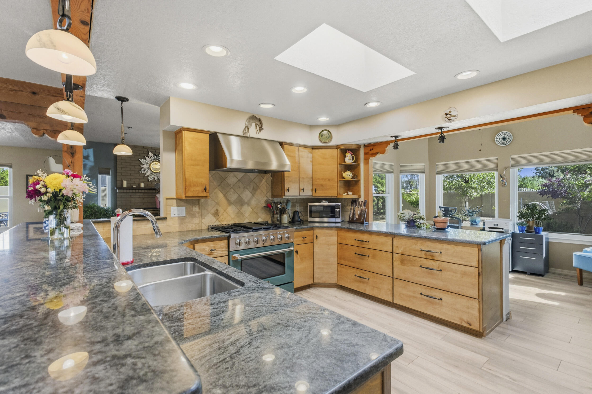 901 Ortega Road NW