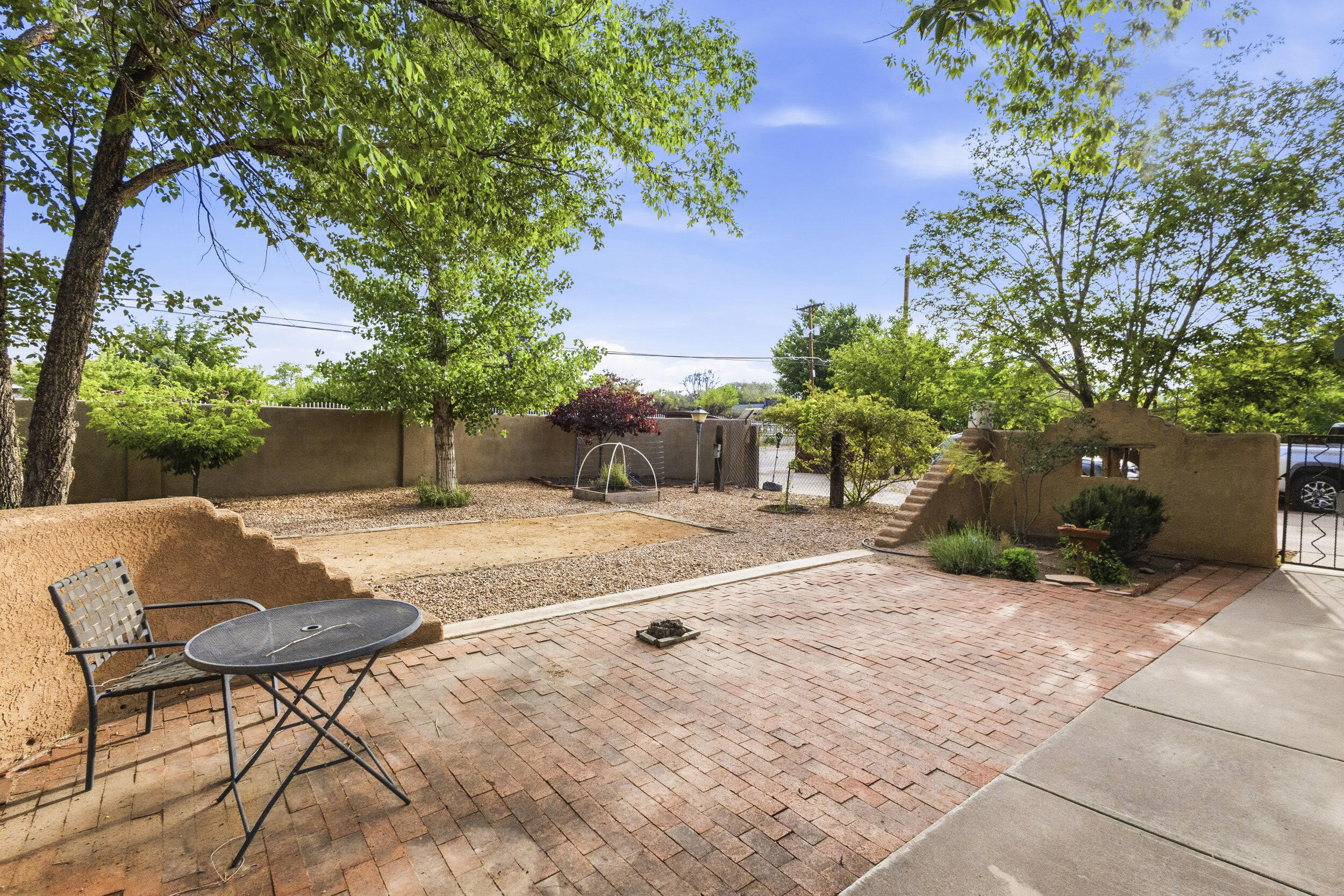 901 Ortega Road NW