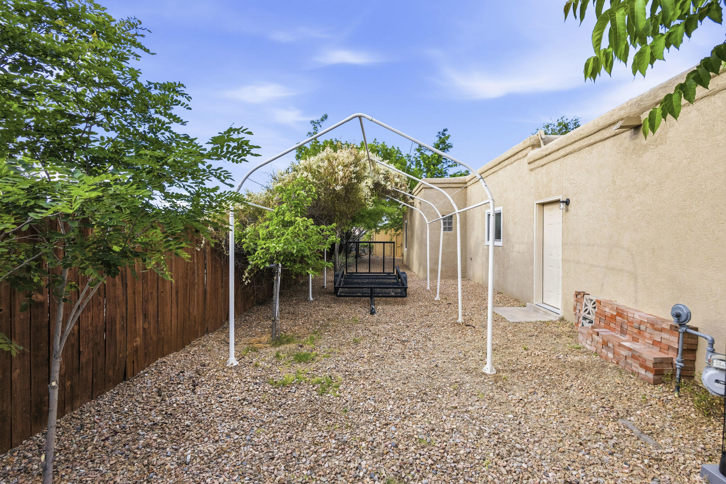 901 Ortega Road NW