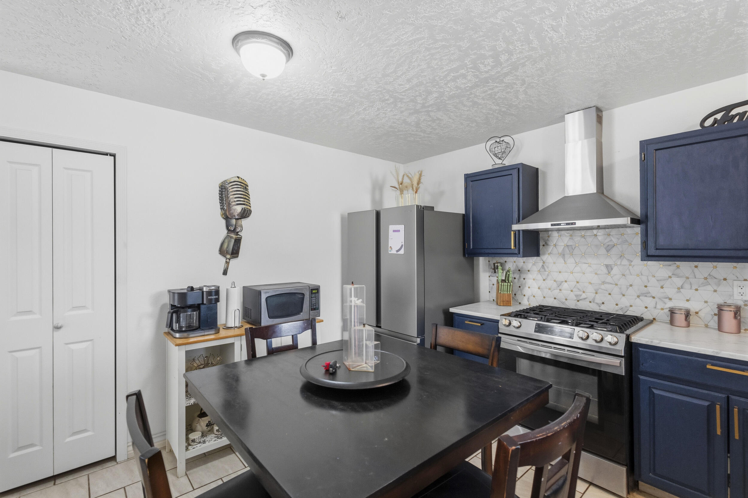 1728 Jeffrey Road NE