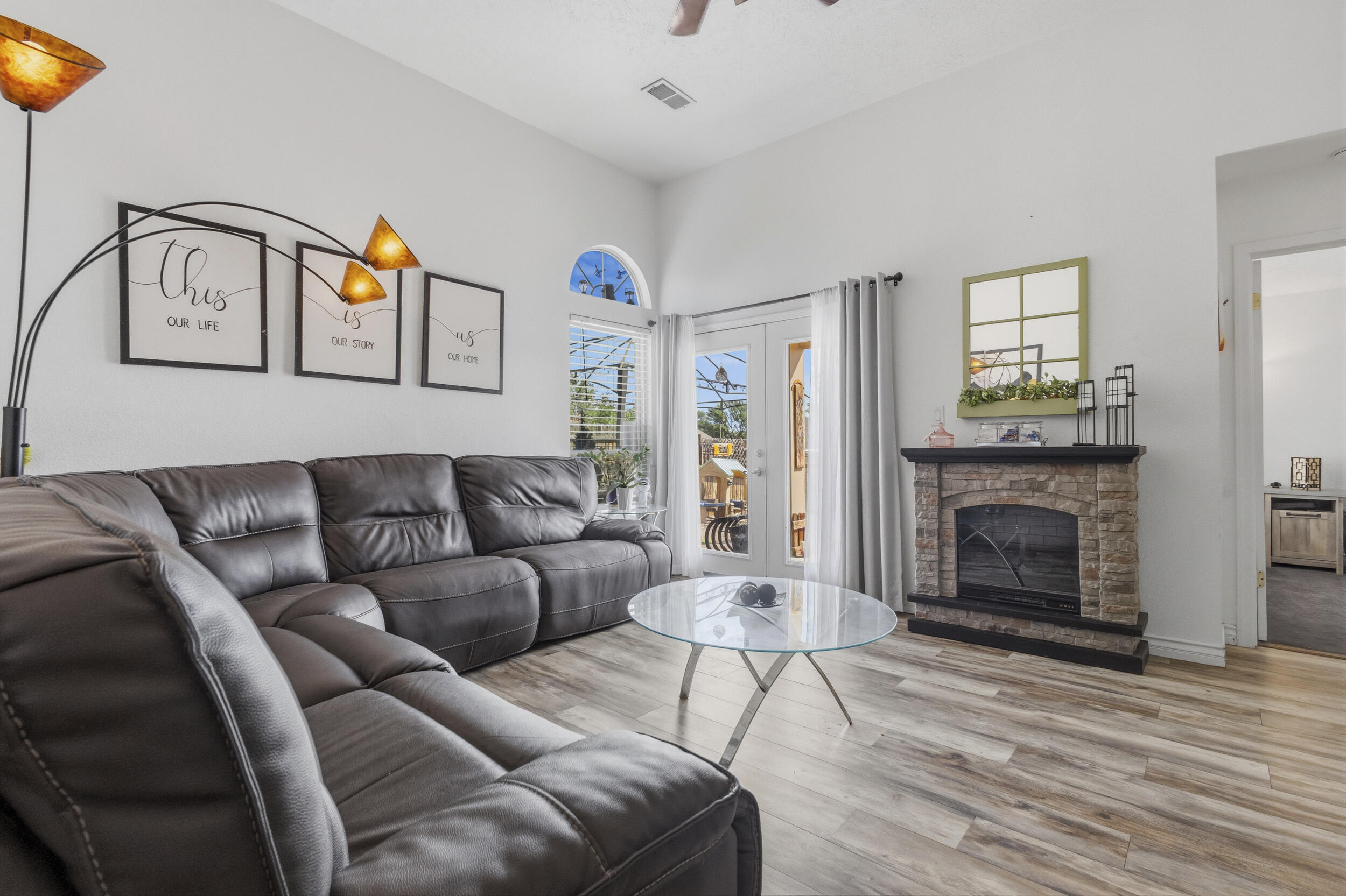 1728 Jeffrey Road NE