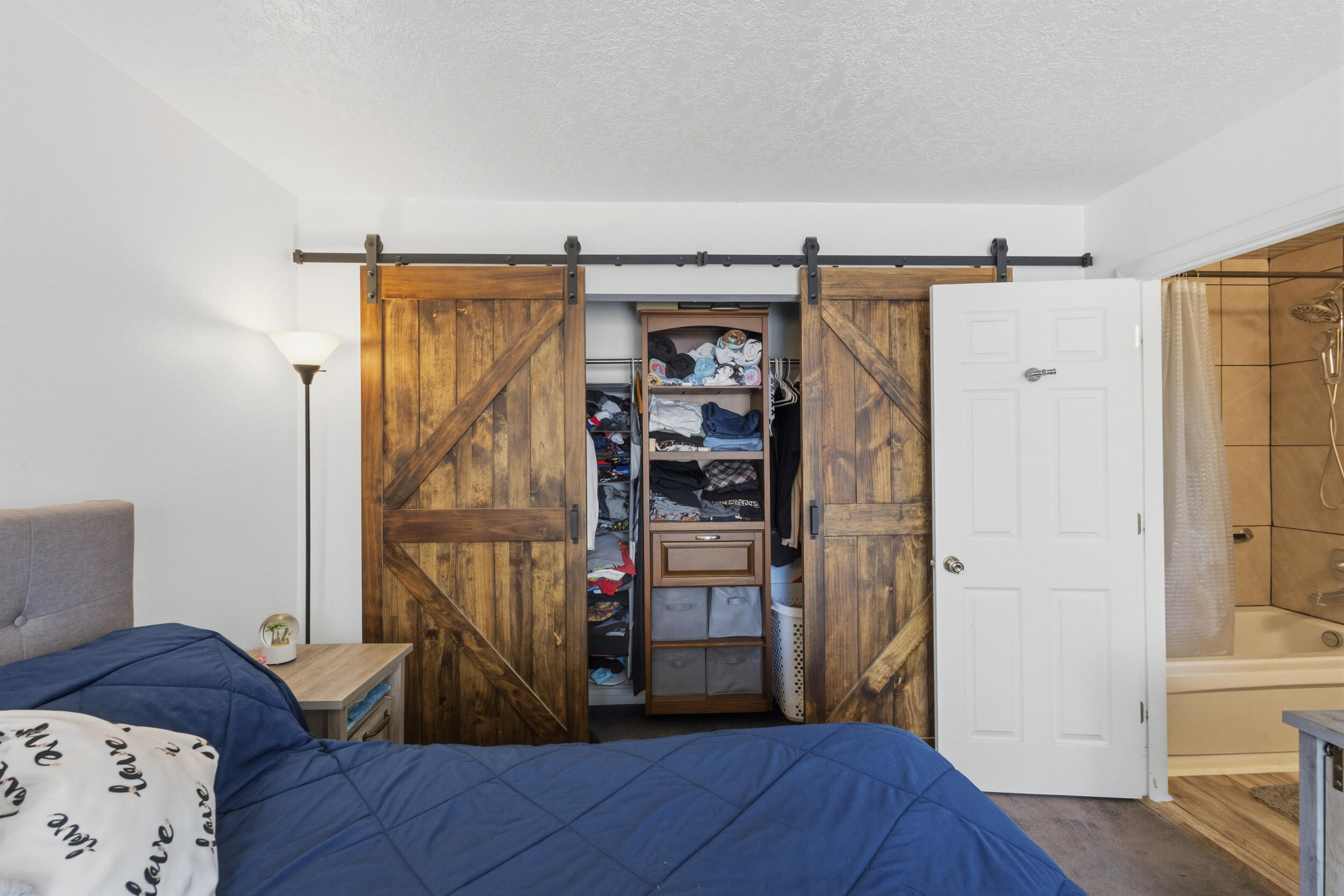1728 Jeffrey Road NE