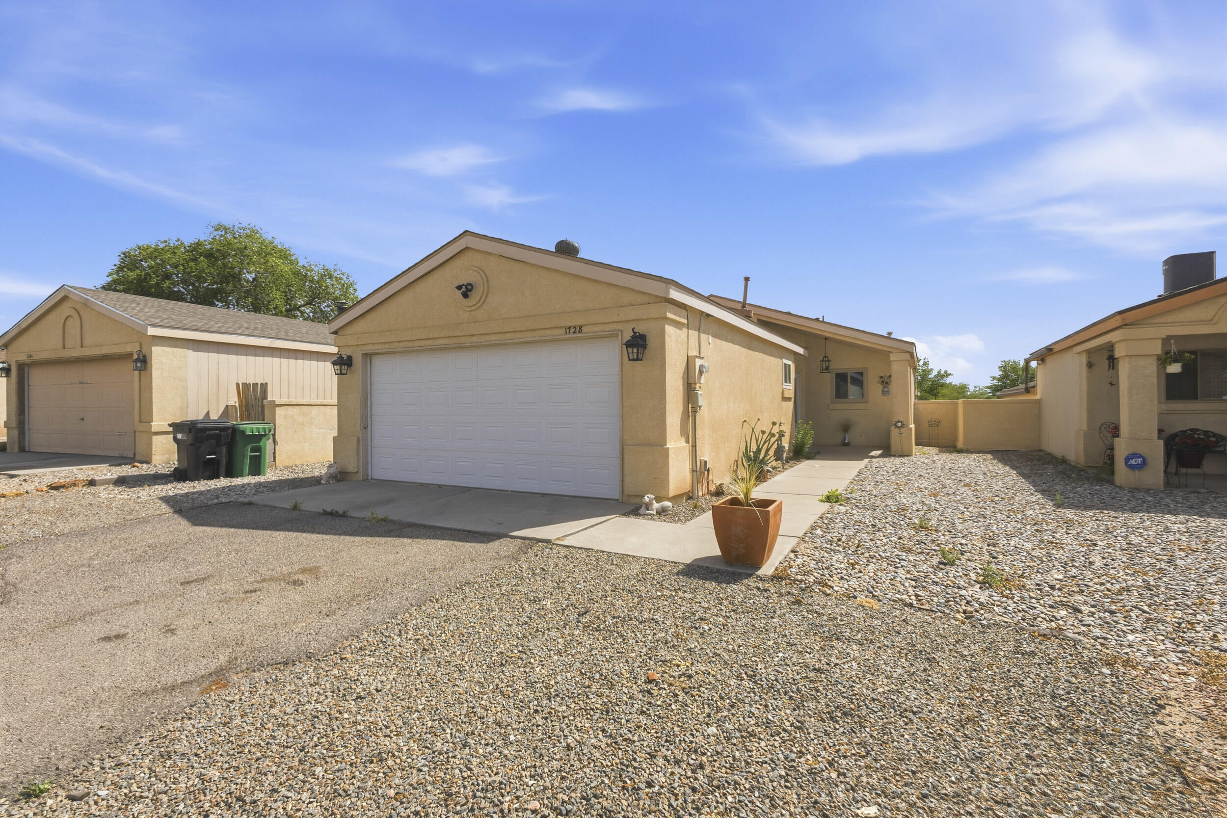 1728 Jeffrey Road NE