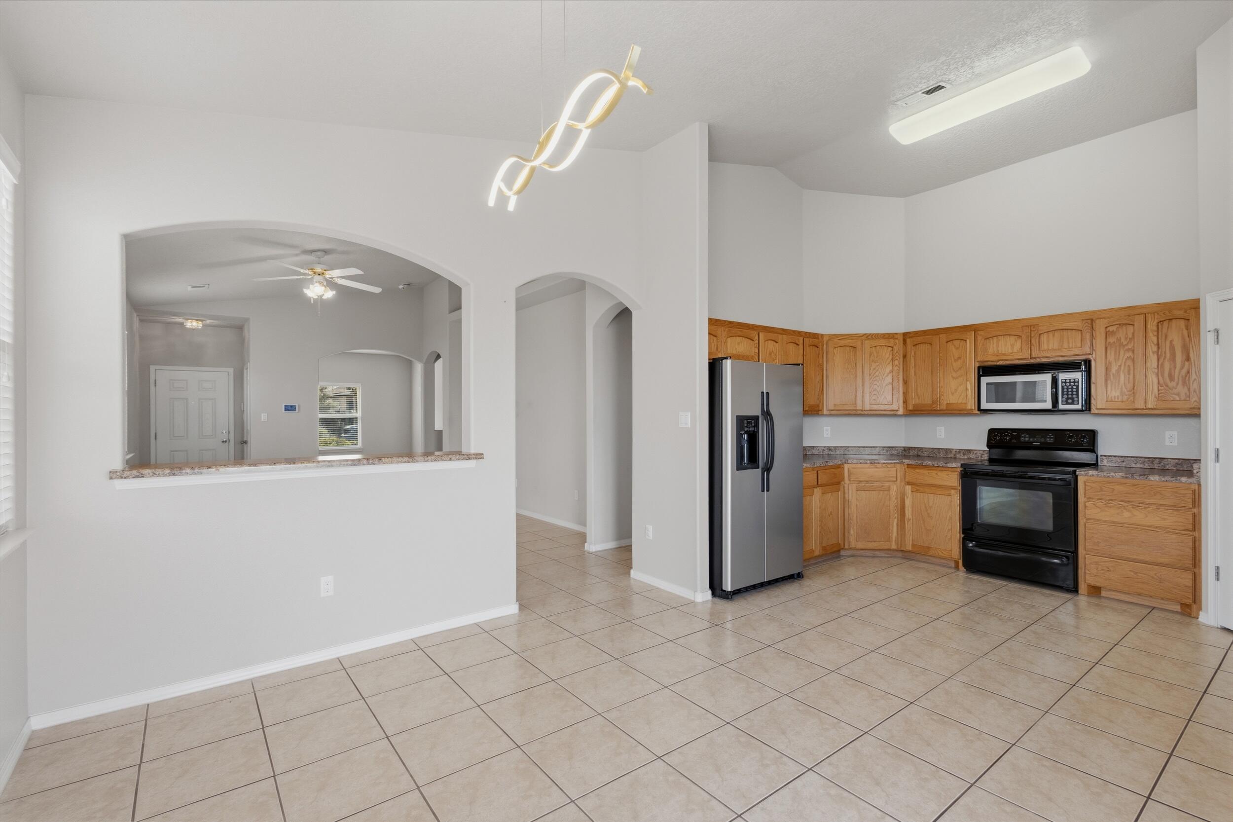 916 Kipuka Drive NW