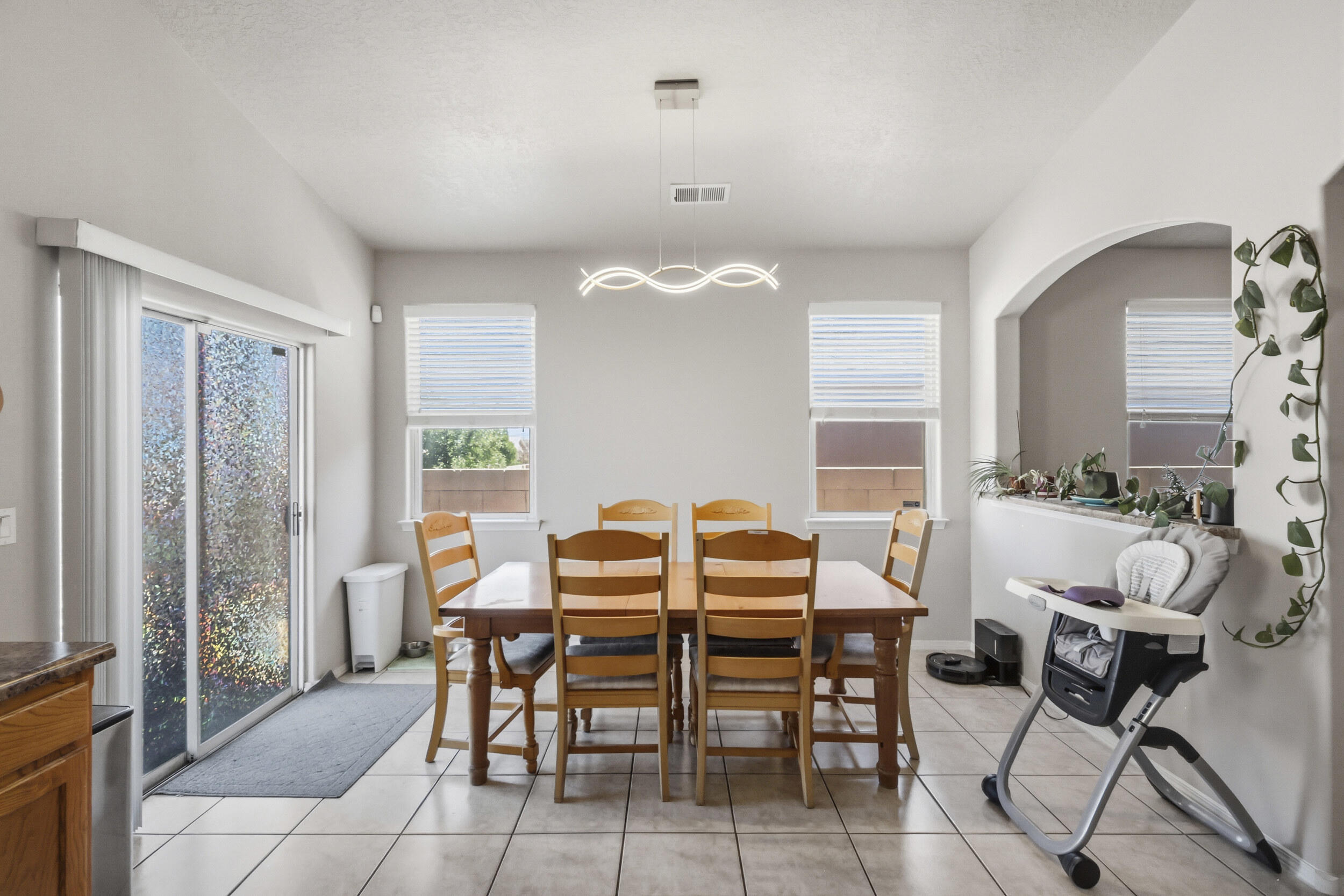 916 Kipuka Drive NW