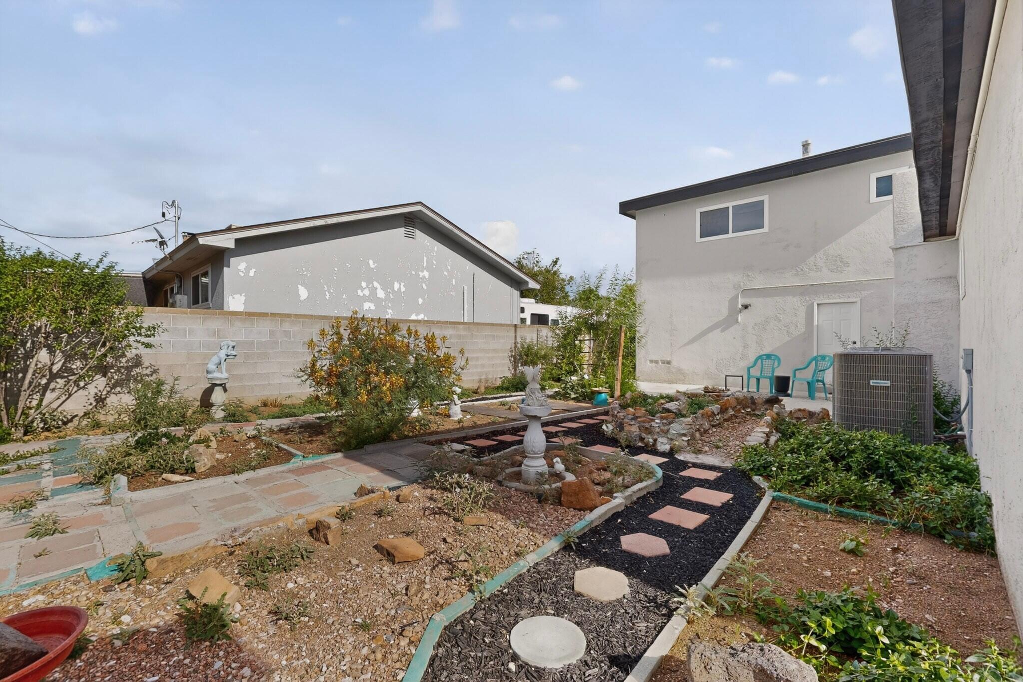 9201 Gutierrez Road NE