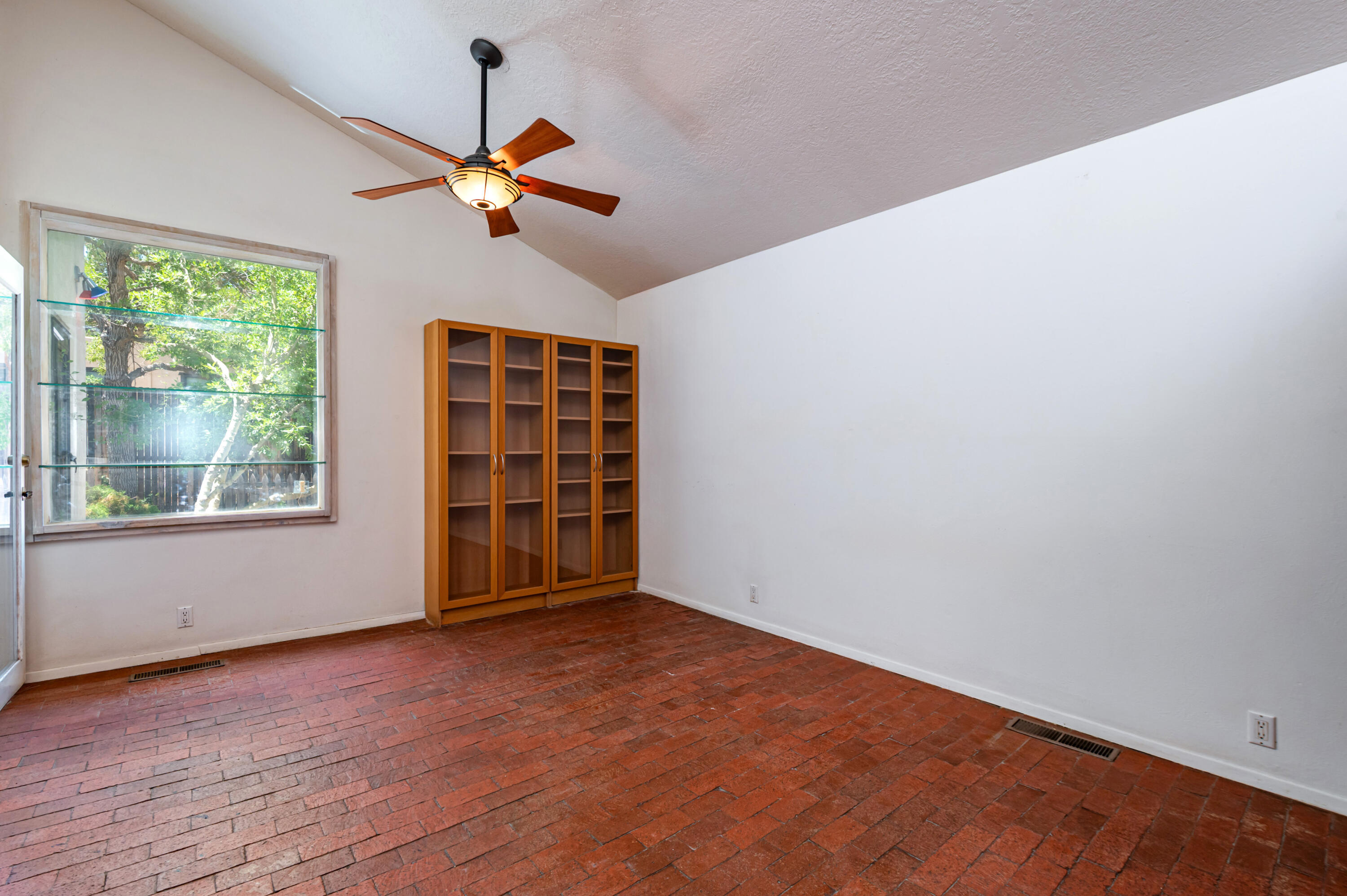 1020 Cuatro Cerros Trail SE