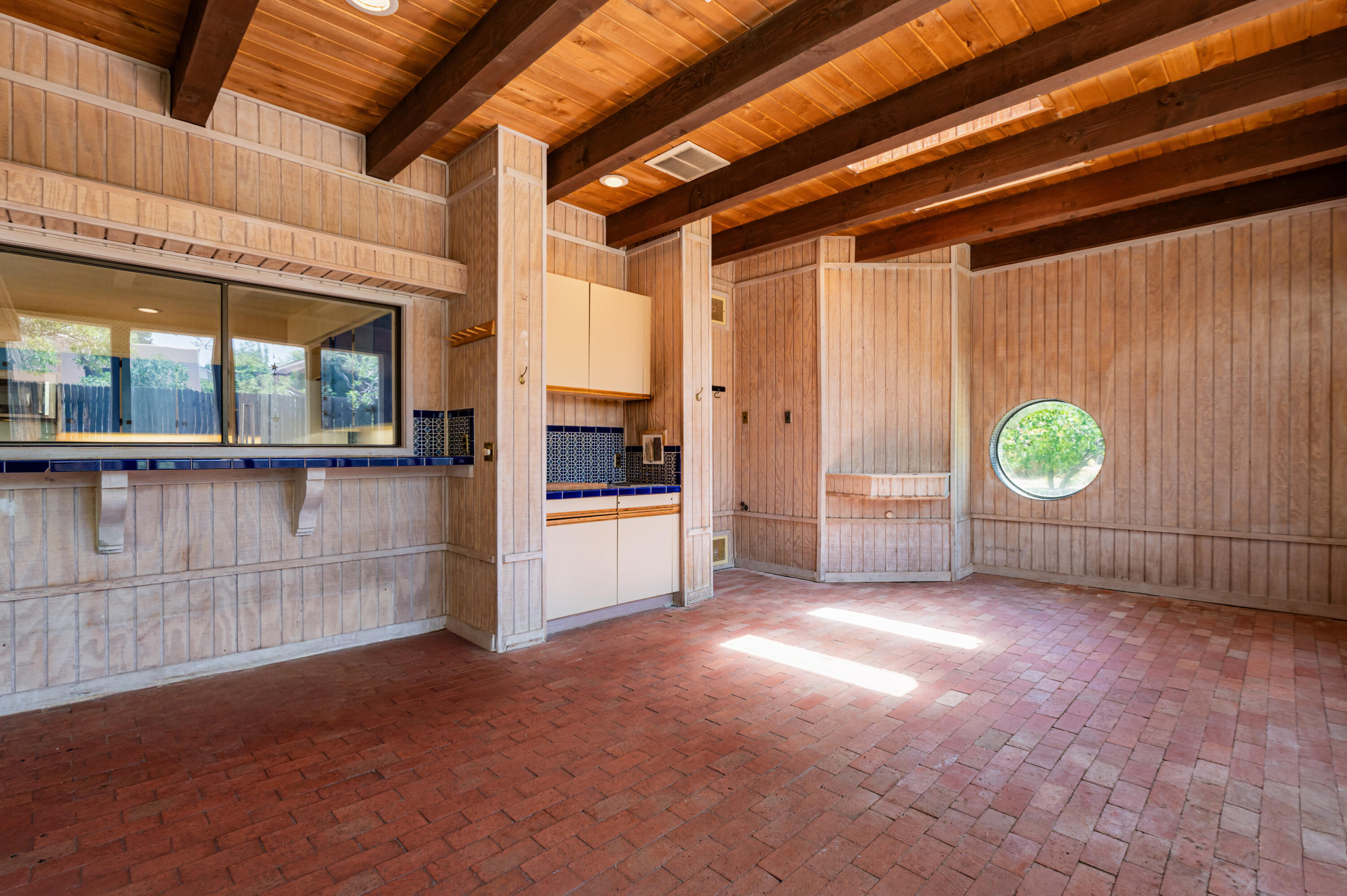 1020 Cuatro Cerros Trail SE