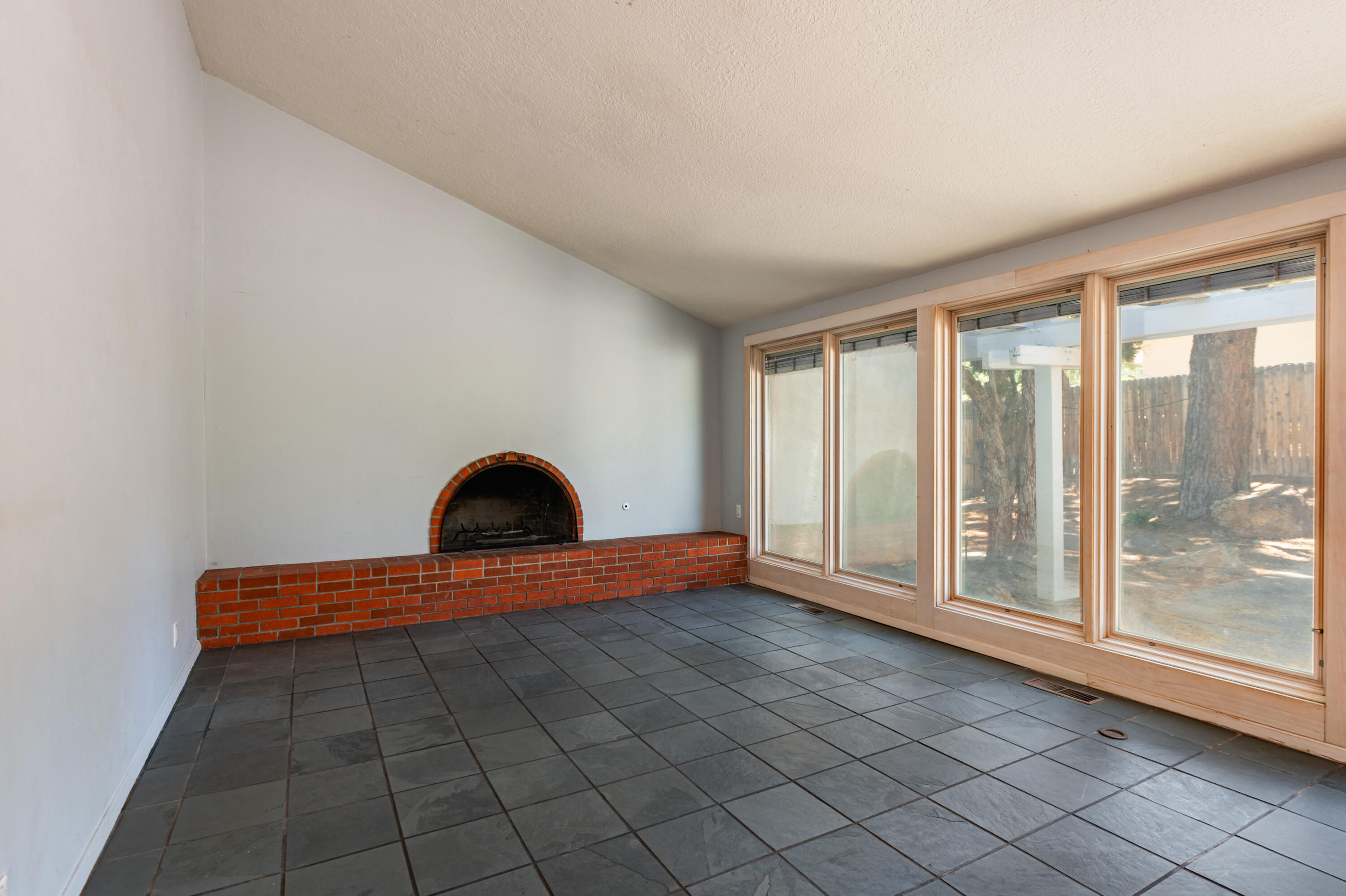 1020 Cuatro Cerros Trail SE