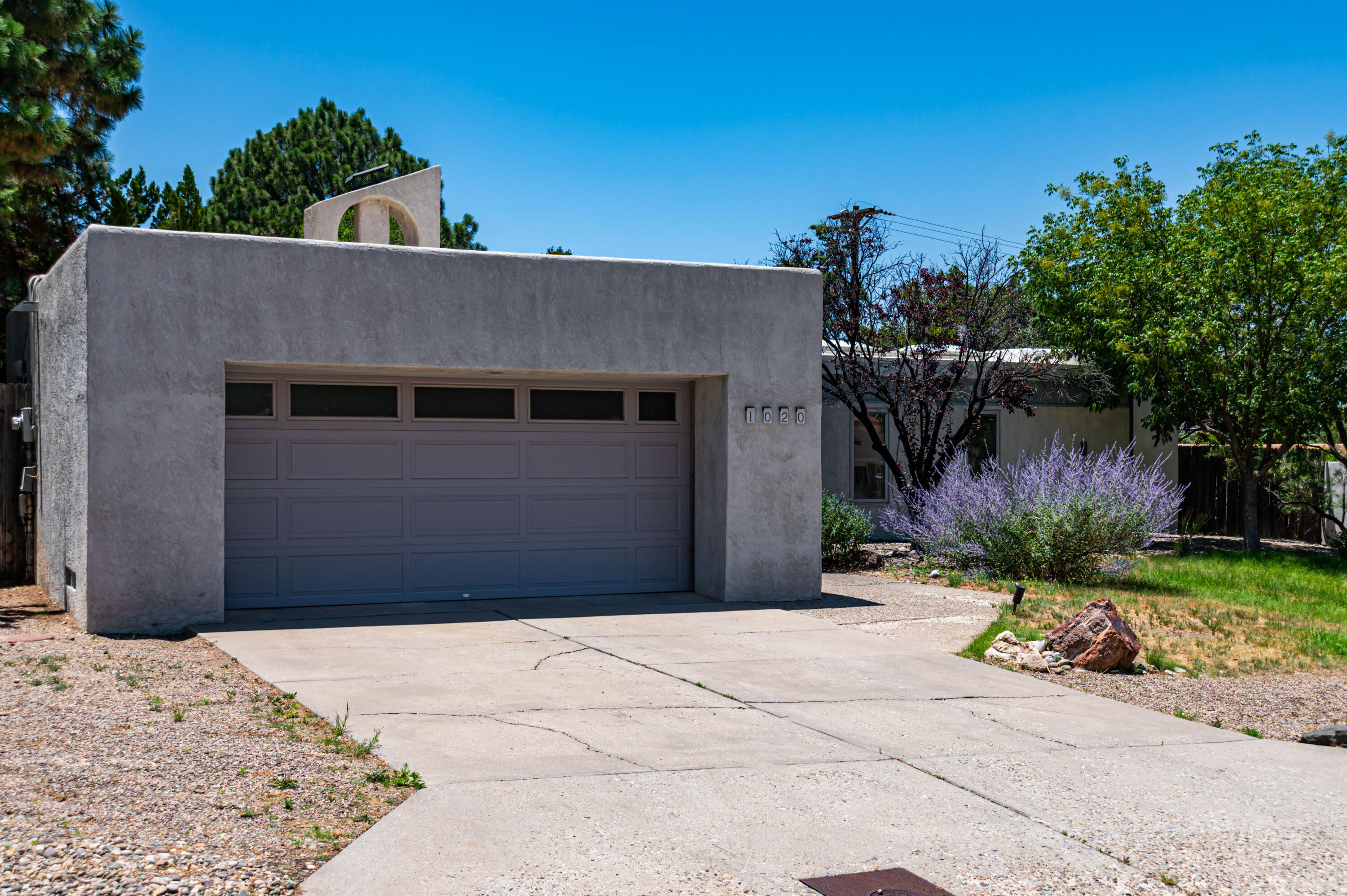 1020 Cuatro Cerros Trail SE