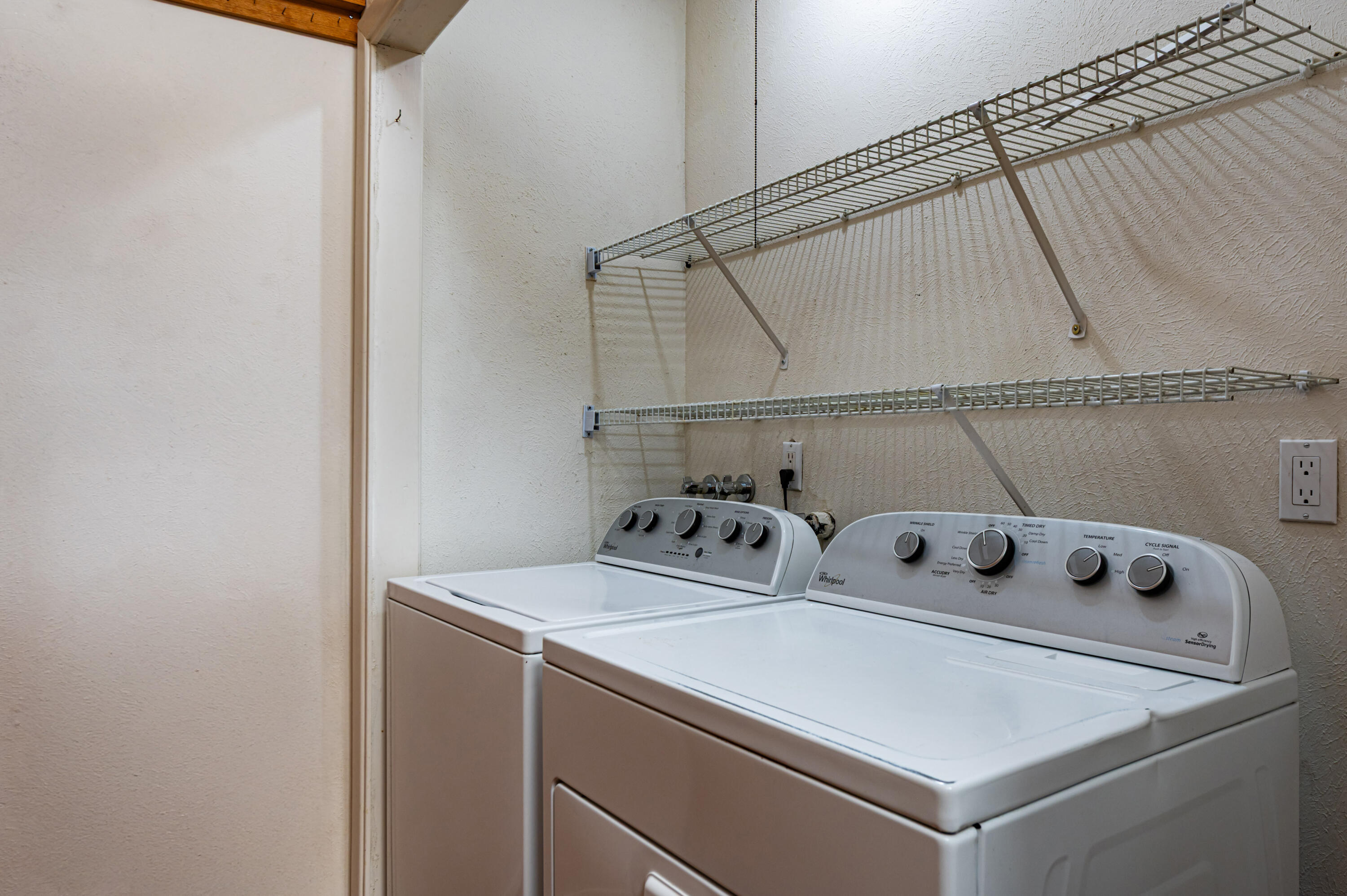 1020 Cuatro Cerros Trail SE