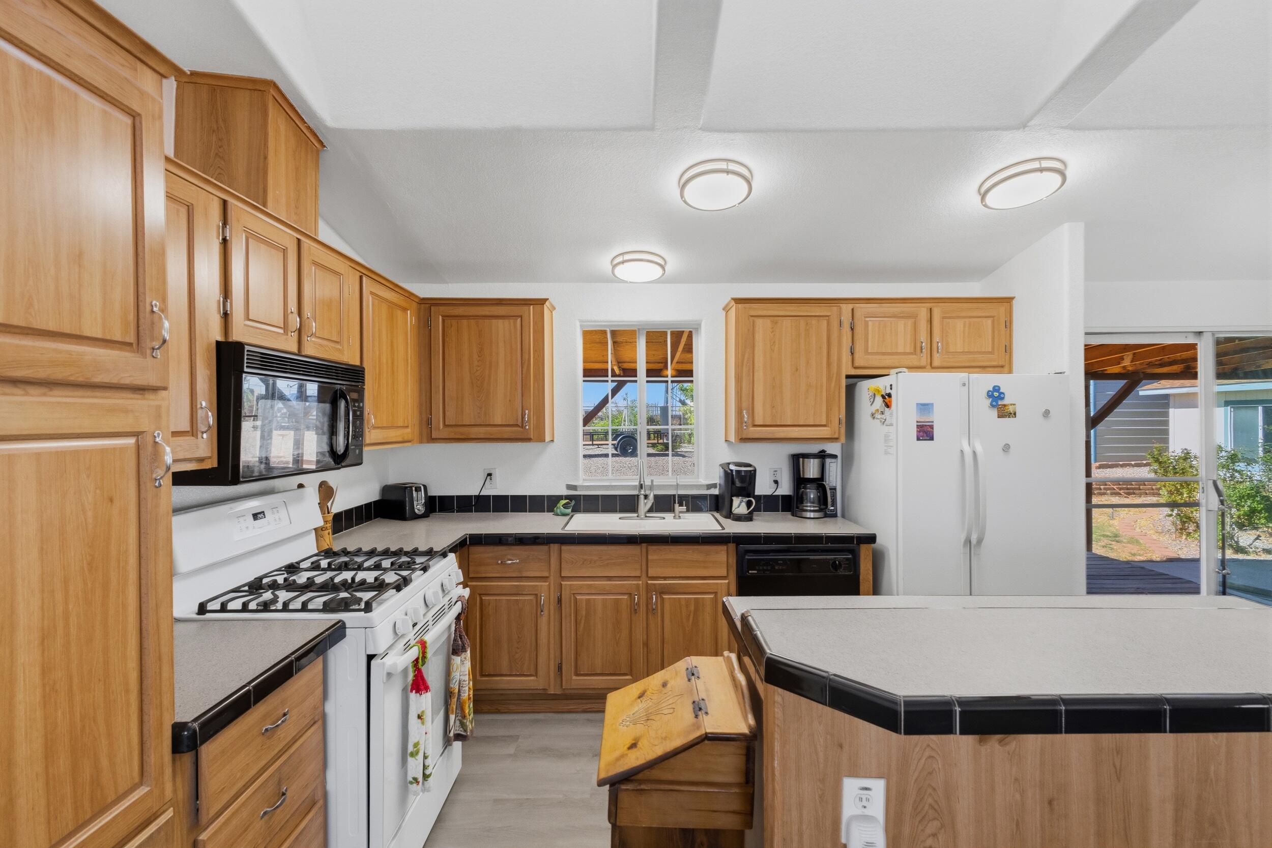62 Calle De Chamesa Loop