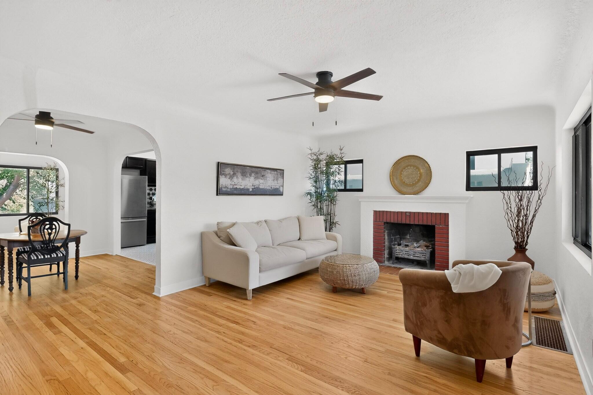 213 Amherst Drive SE
