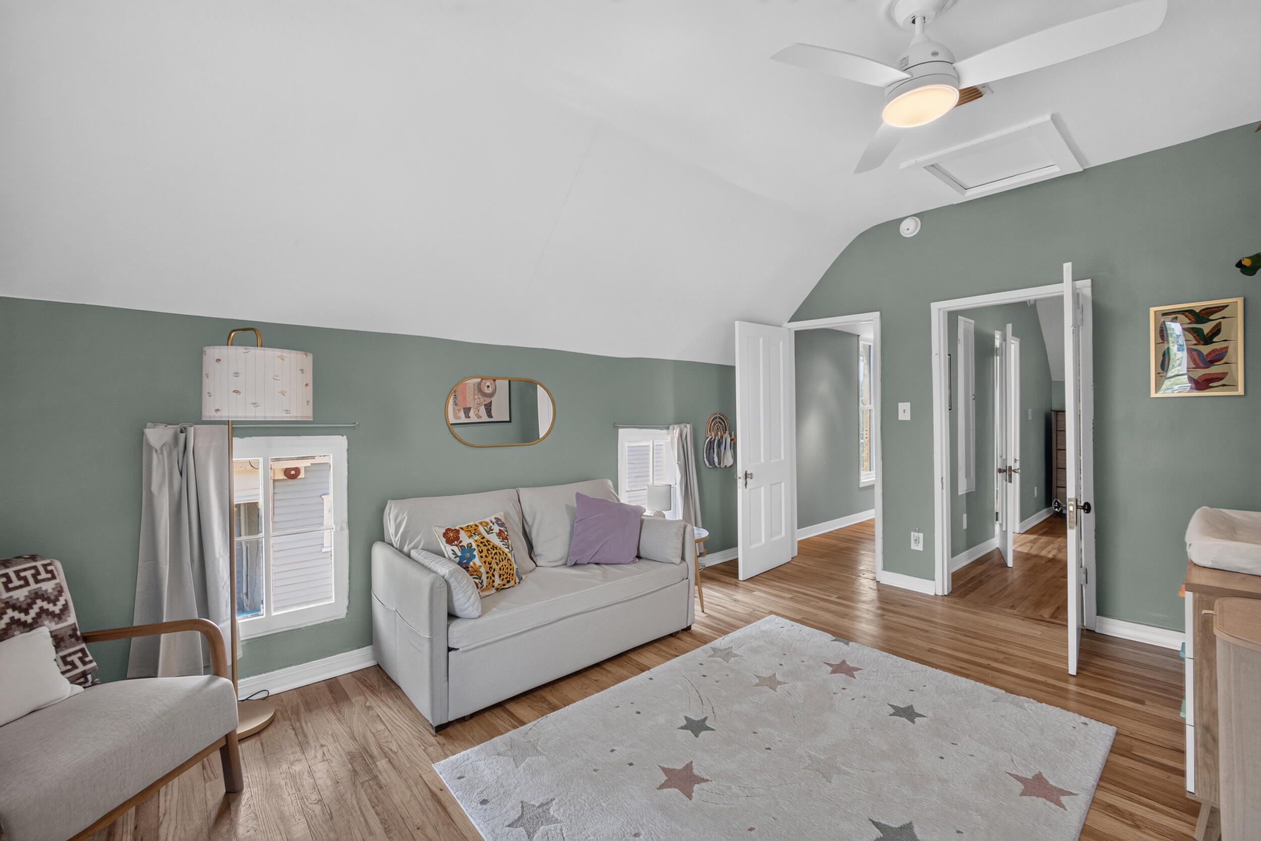 415 Edith Boulevard SE