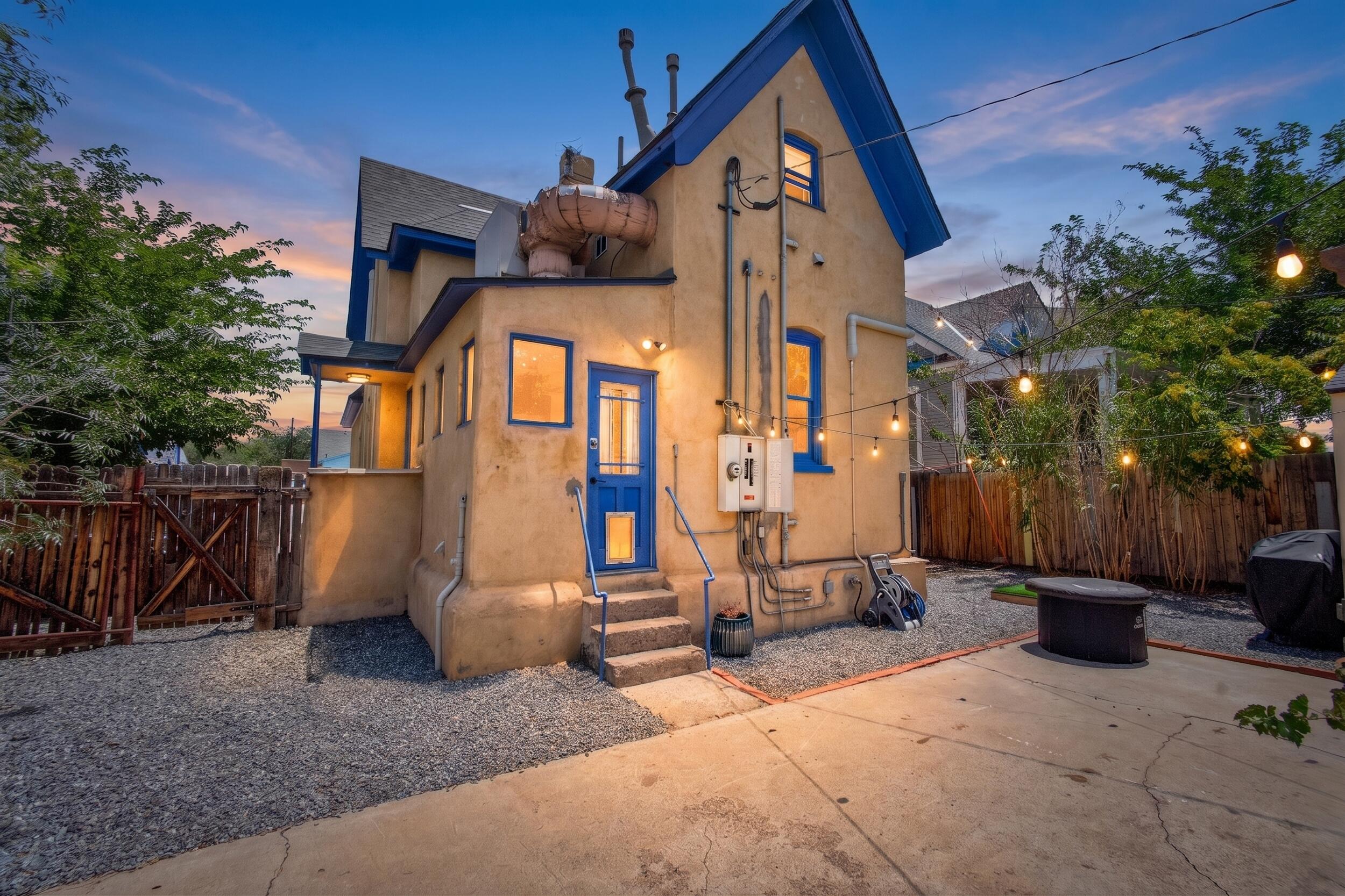 415 Edith Boulevard SE