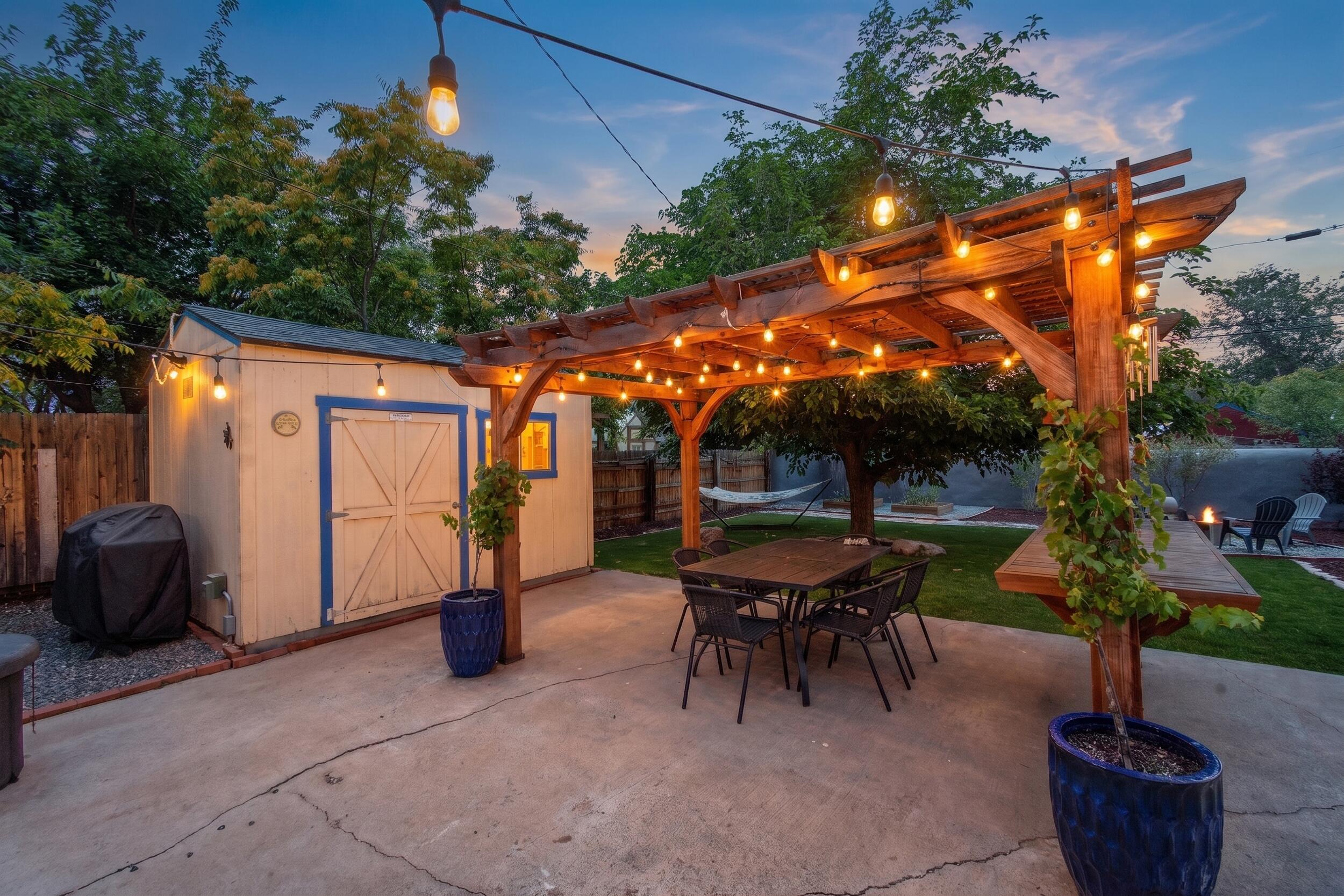 415 Edith Boulevard SE